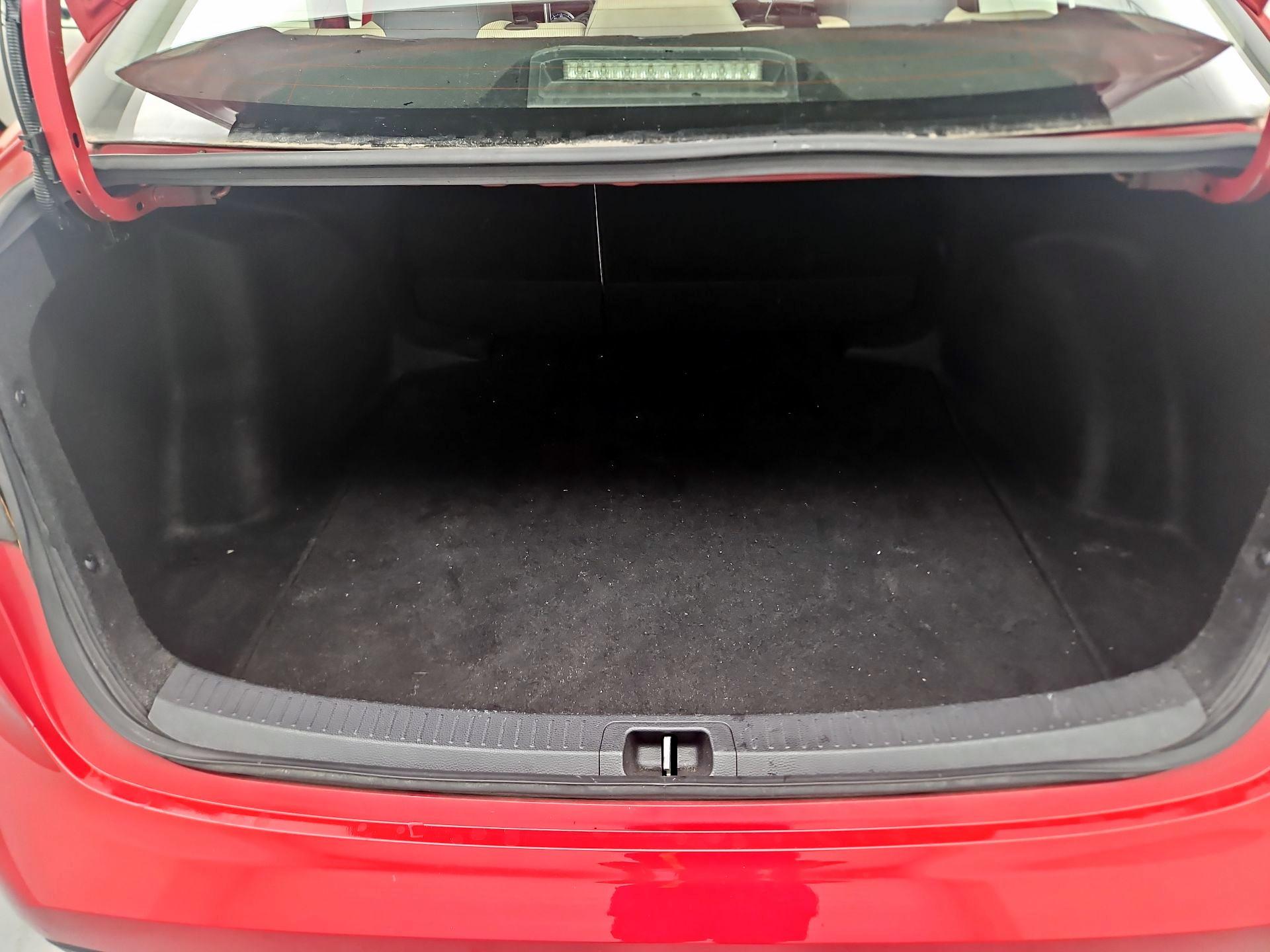 Thumbnail: 2021 Toyota Corolla - 17