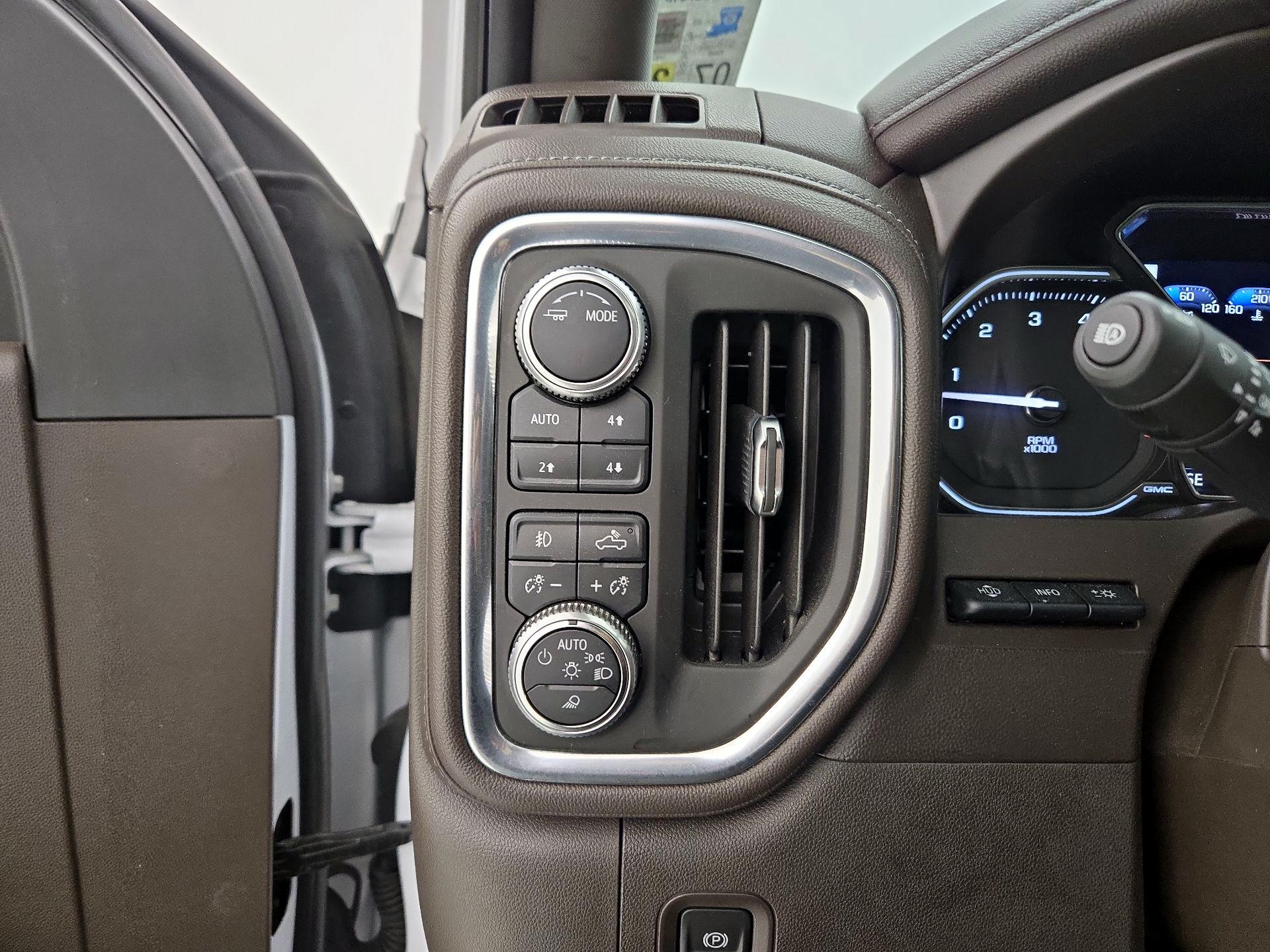 Thumbnail: 2021 GMC Sierra 2500 - 13