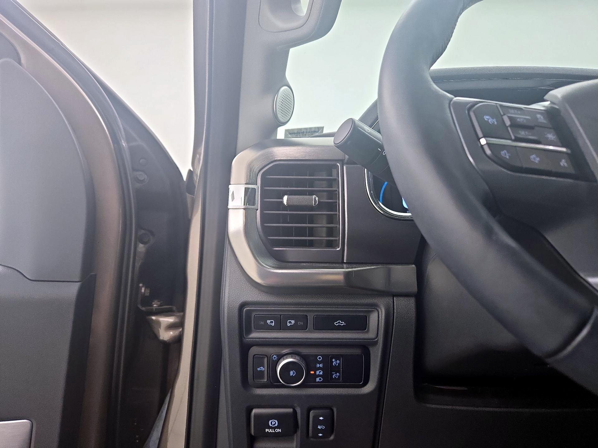 Thumbnail: 2023 Ford F-150 - 13