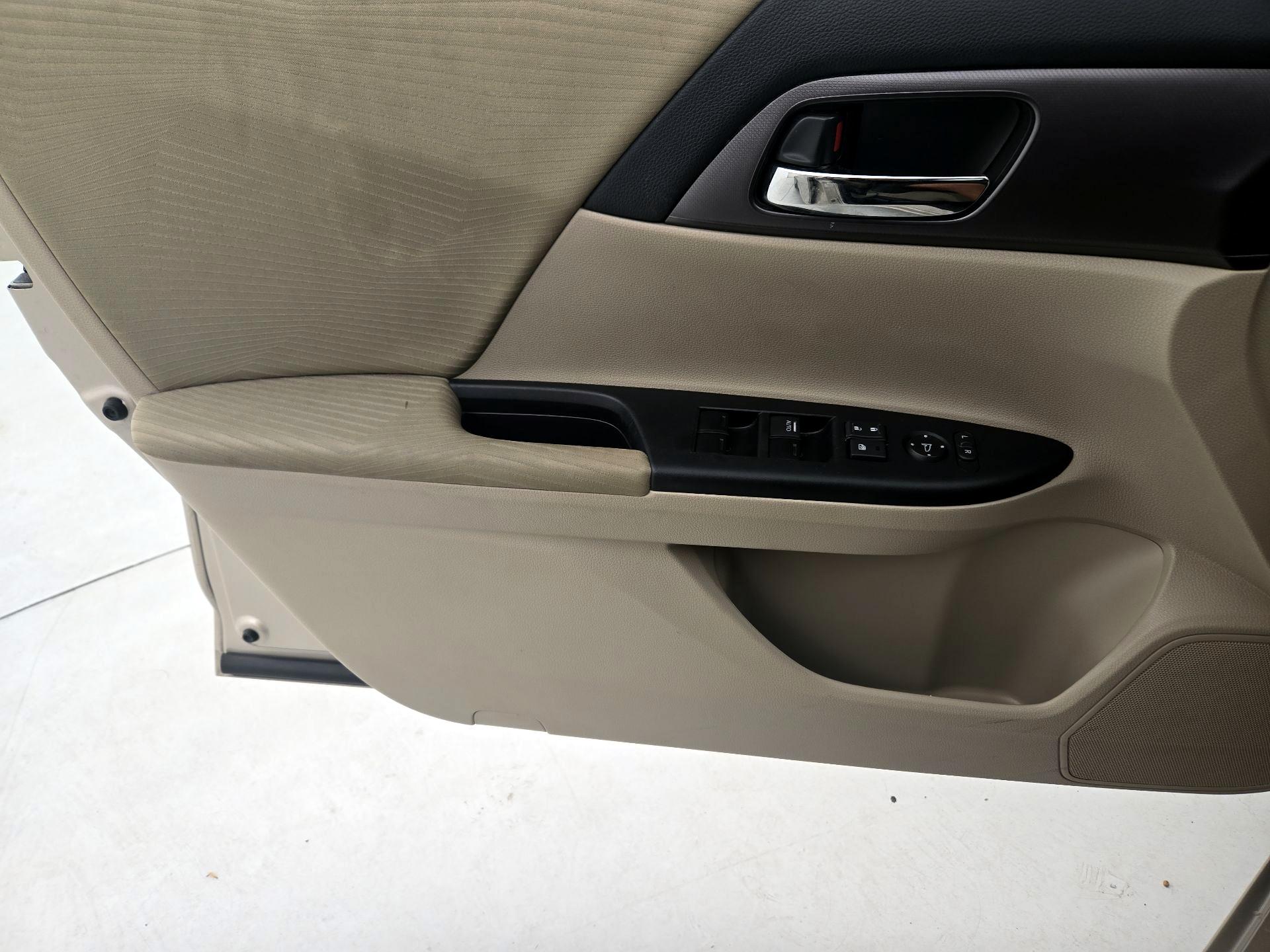 Thumbnail: 2014 Honda Accord - 12