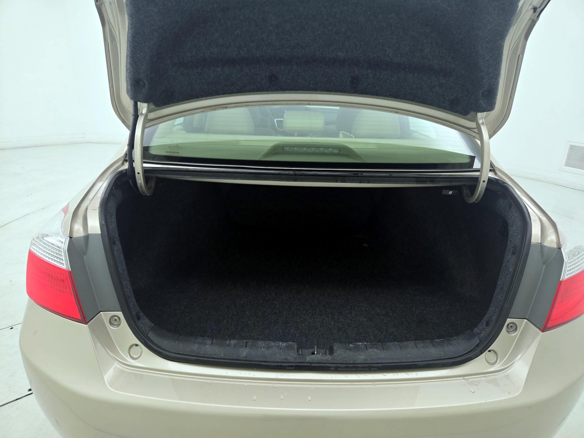 Thumbnail: 2014 Honda Accord - 20