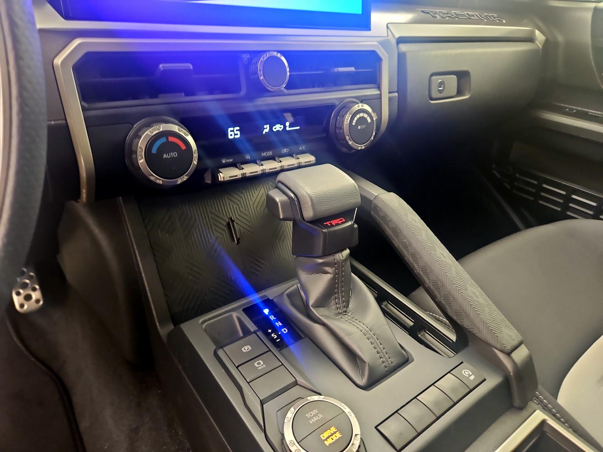 Thumbnail: 2025 Toyota Tacoma - 15