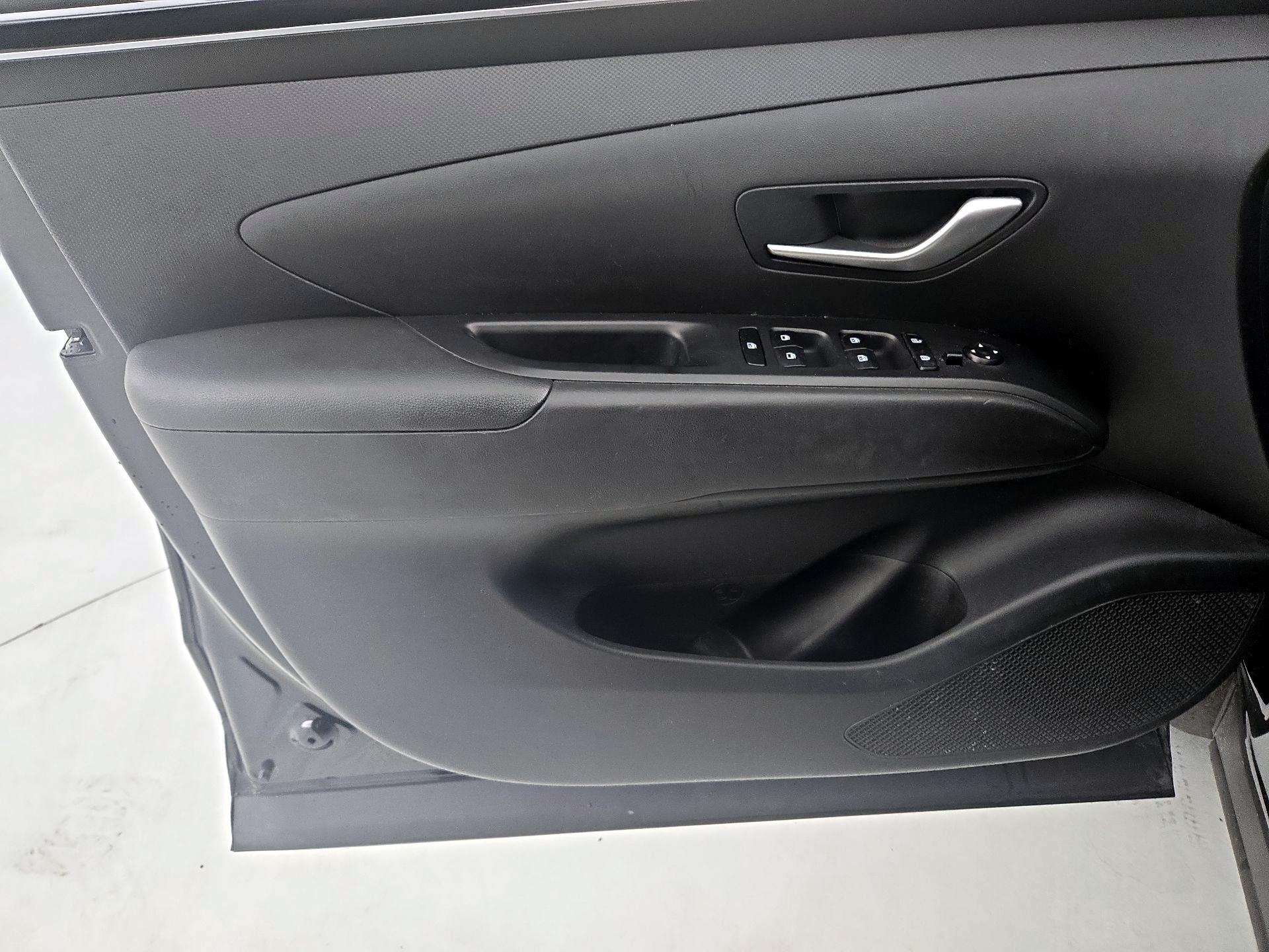 Thumbnail: 2023 Hyundai Santa Cruz - 12