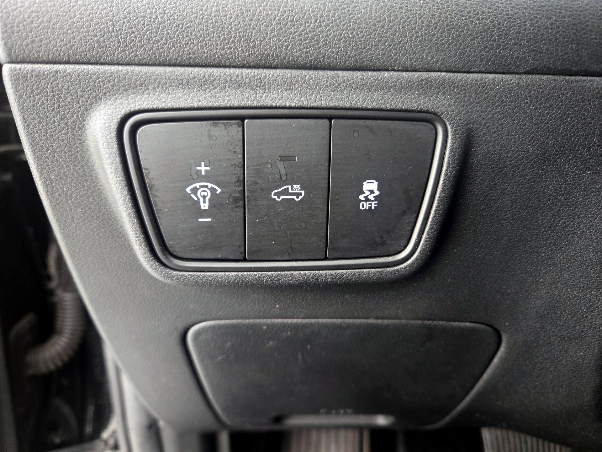 Thumbnail: 2023 Hyundai Santa Cruz - 13