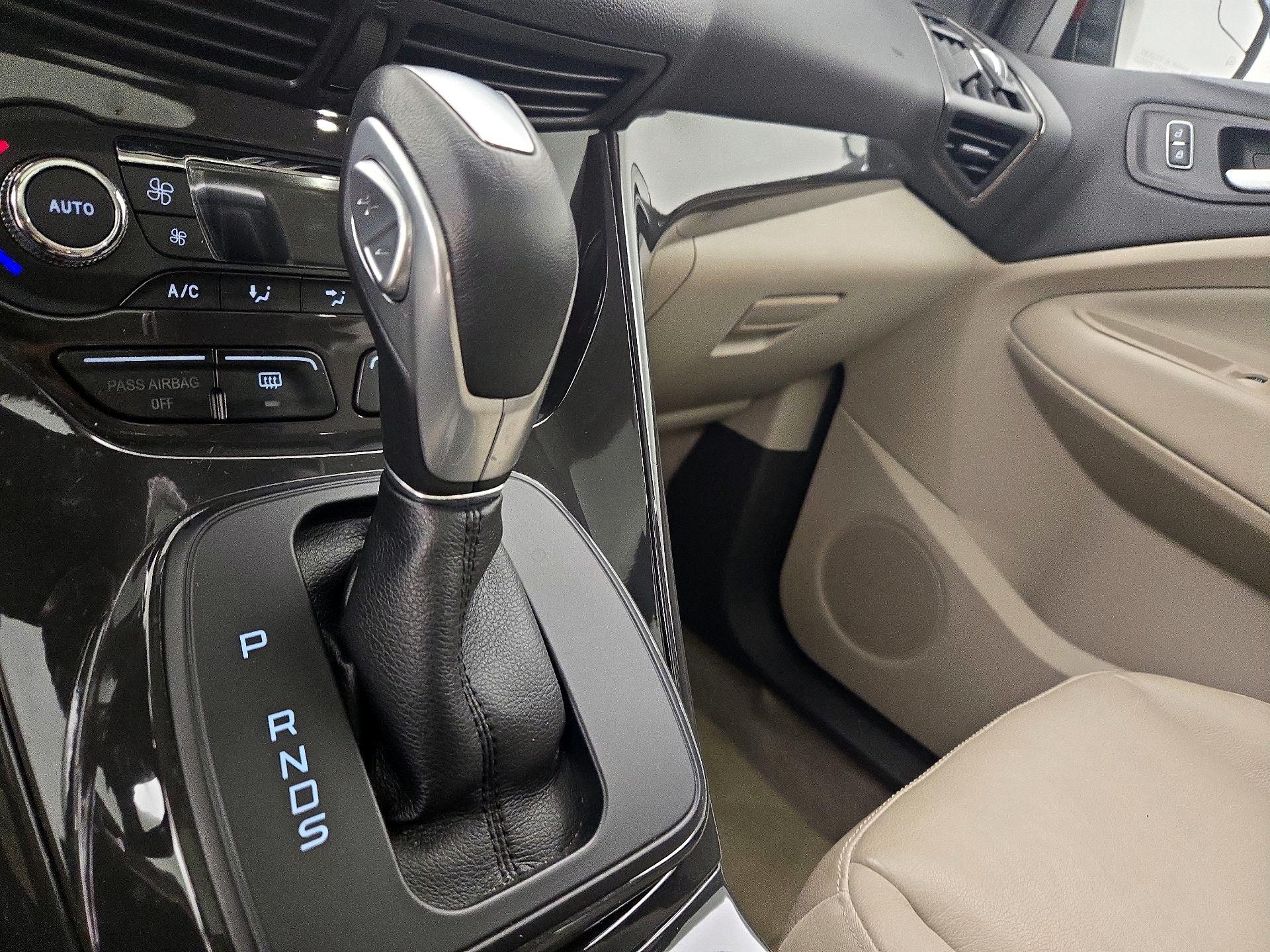 Thumbnail: 2014 Ford Escape - 17