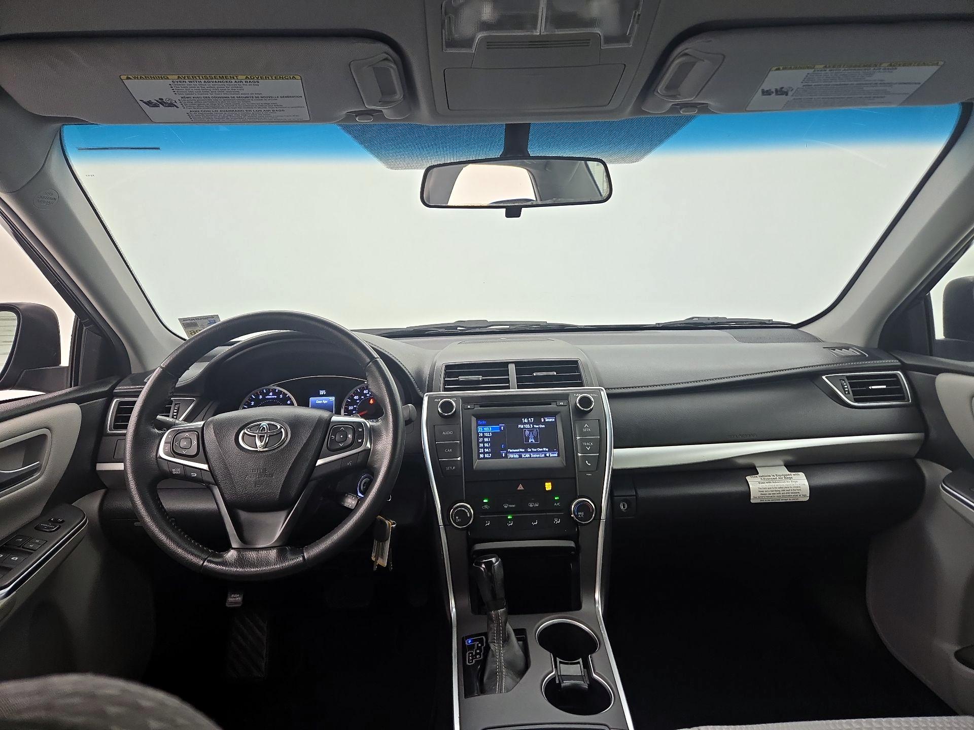 Thumbnail: 2015 Toyota Camry - 9