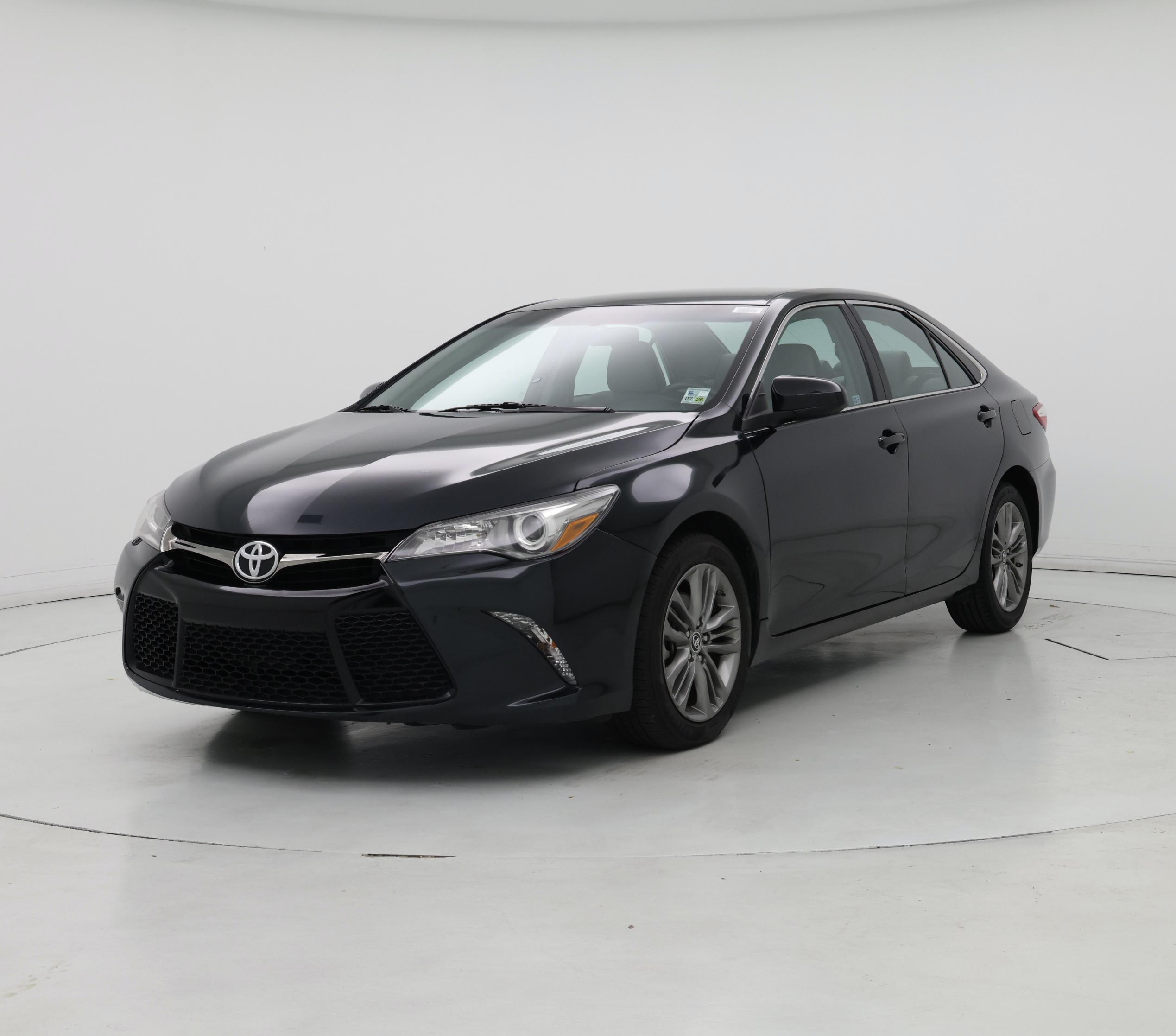 Thumbnail: 2015 Toyota Camry - 4