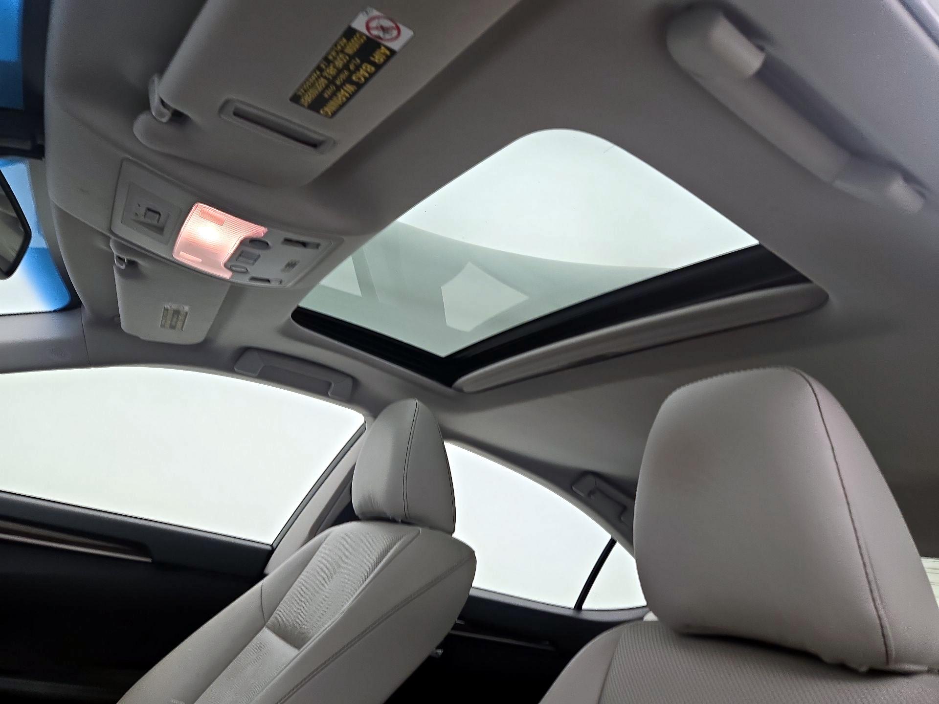 Thumbnail: 2015 Lexus ES - 19