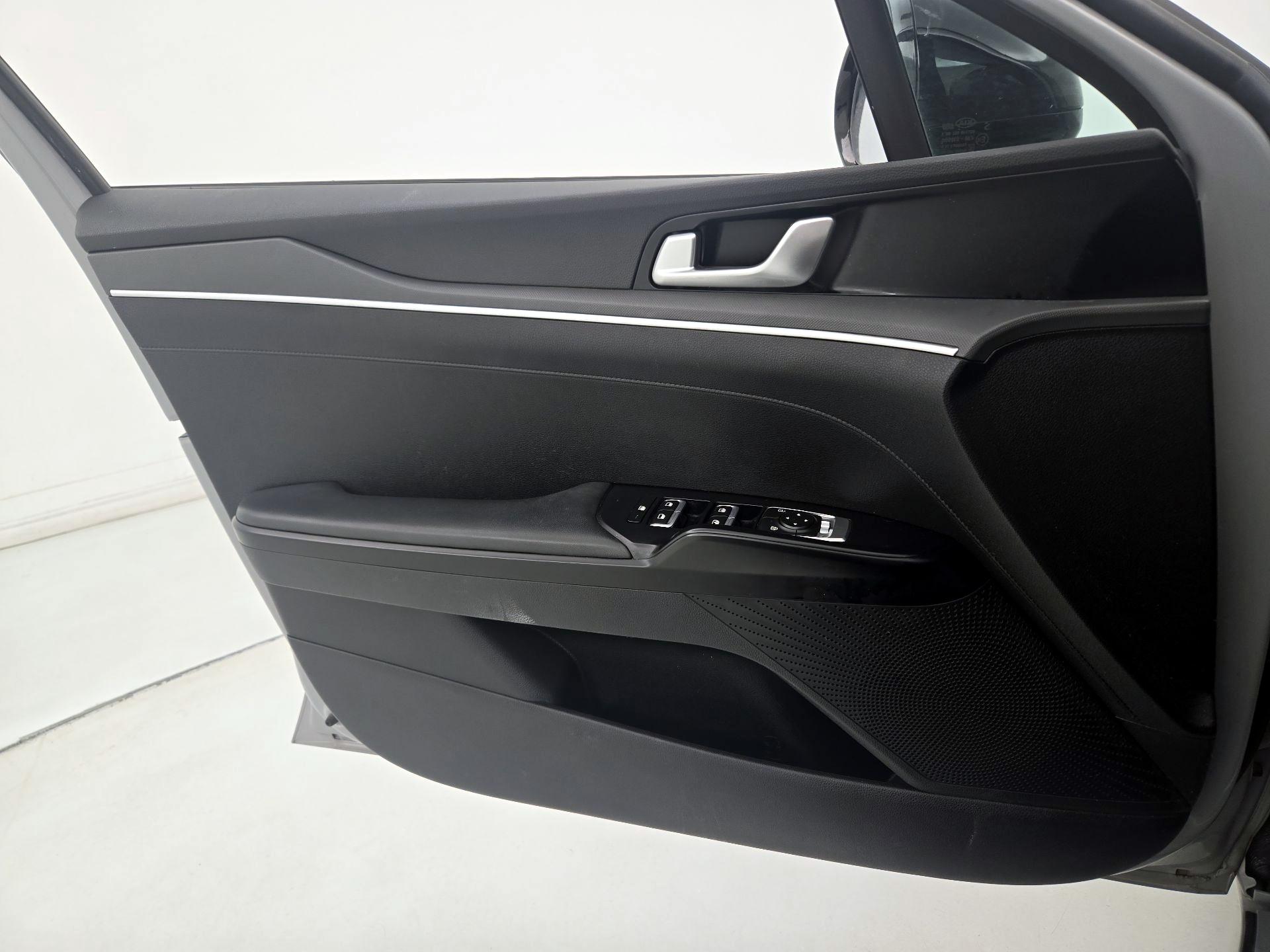 Thumbnail: 2021 Kia K5 - 12