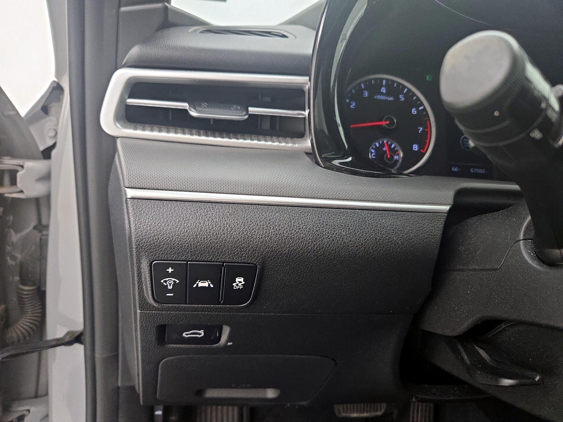 Thumbnail: 2021 Kia K5 - 13