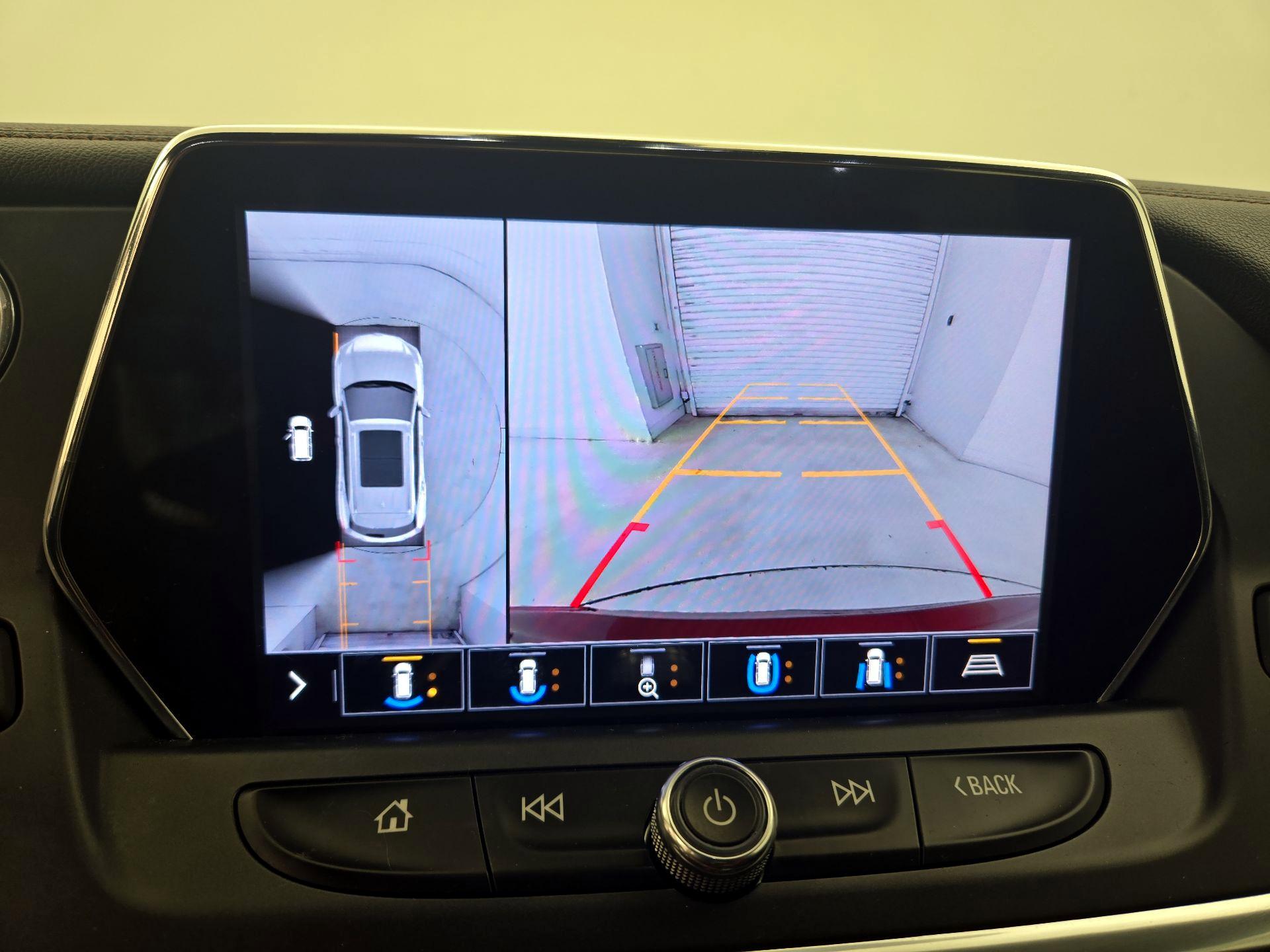 Thumbnail: 2020 Chevrolet Blazer - 15