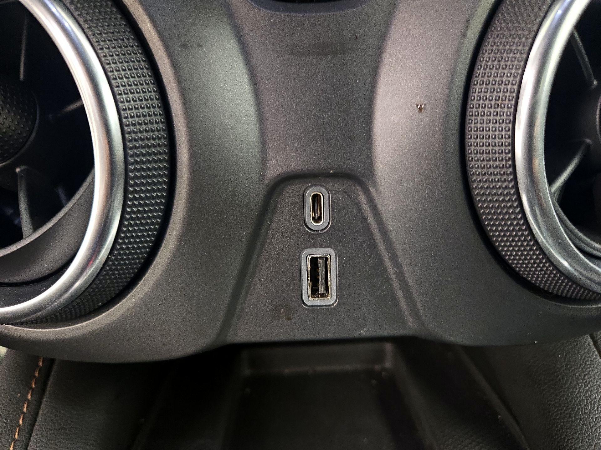 Thumbnail: 2020 Chevrolet Blazer - 19