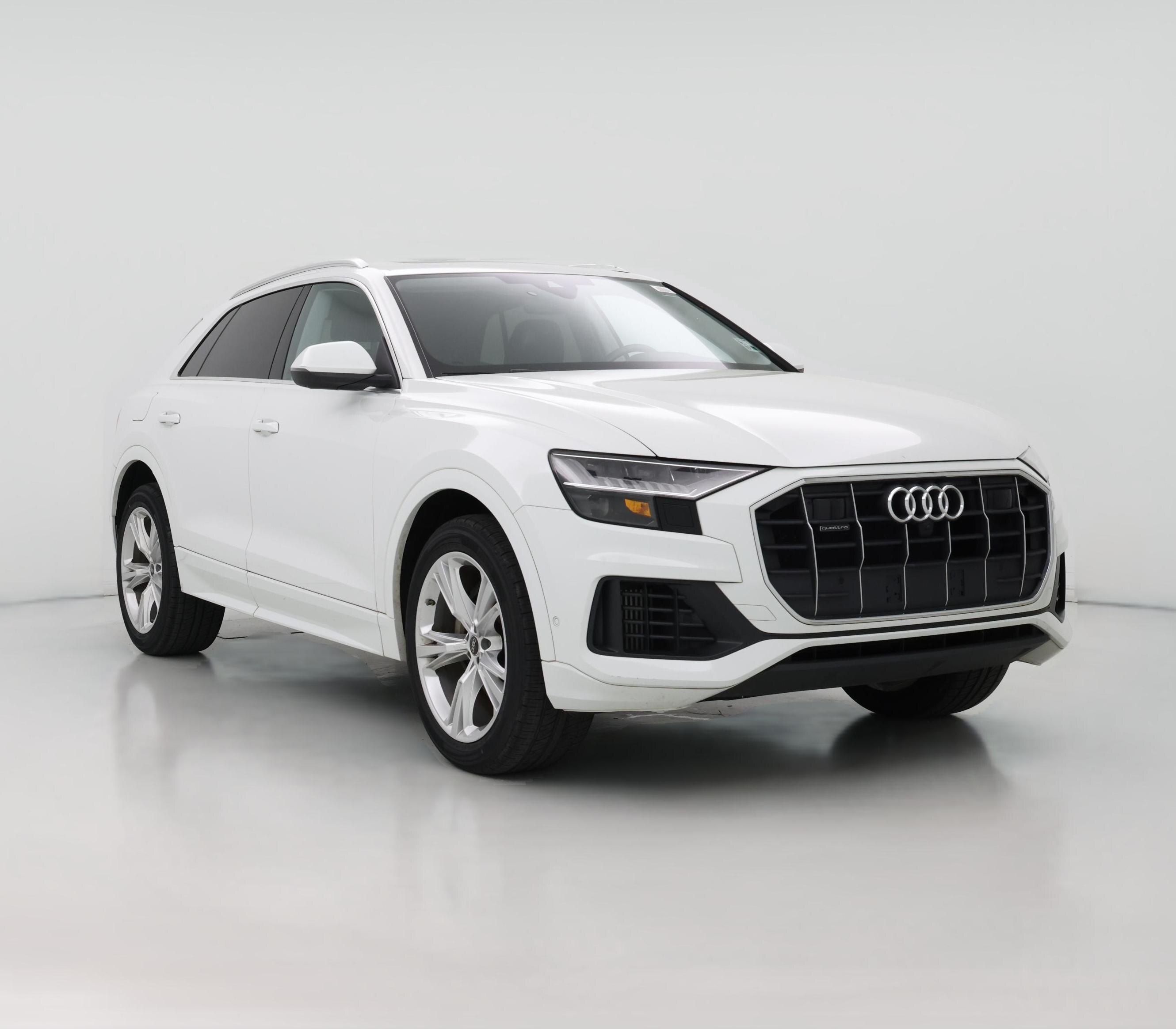 Thumbnail: 2023 Audi Q8 - 1