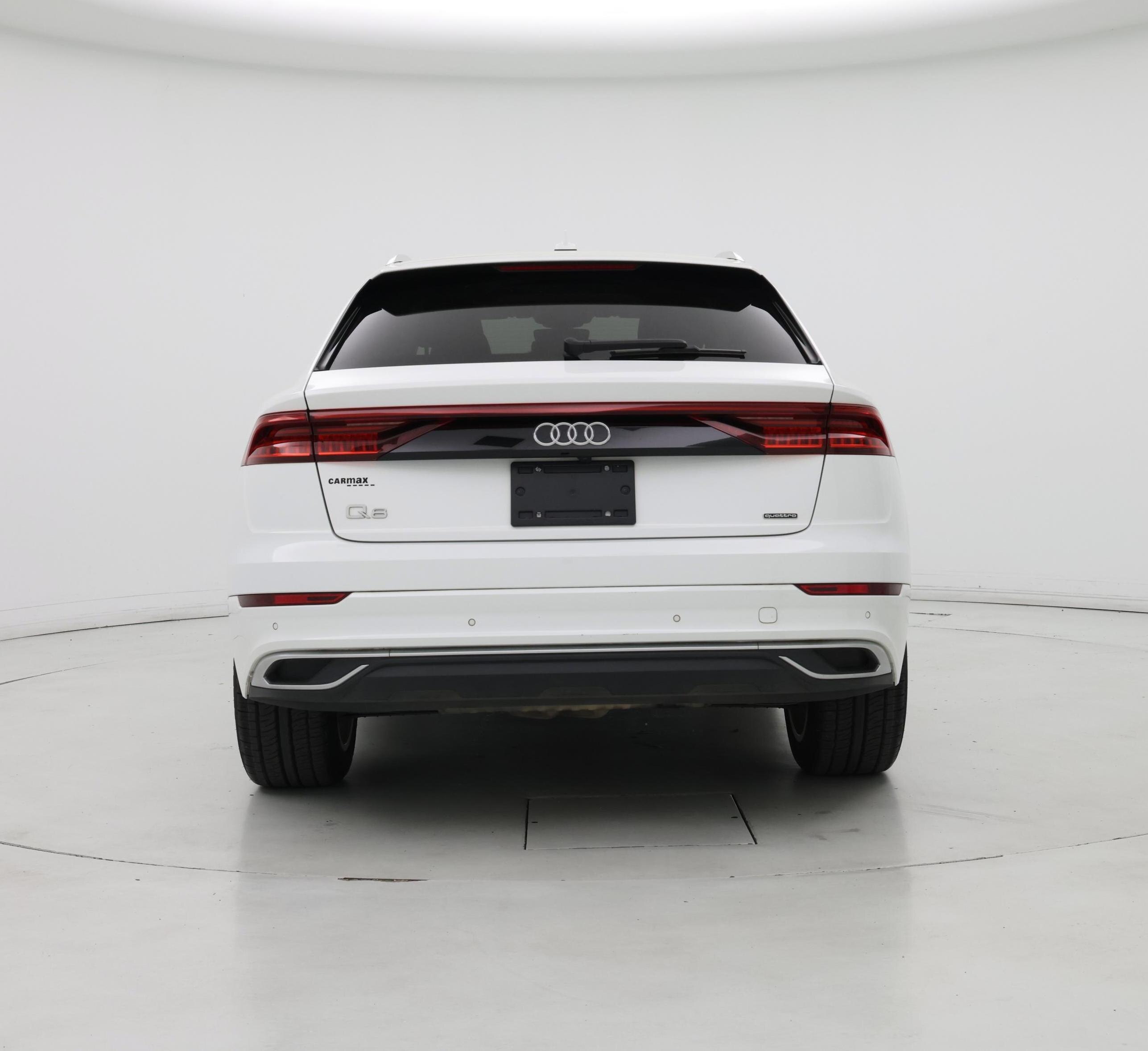 Thumbnail: 2023 Audi Q8 - 6