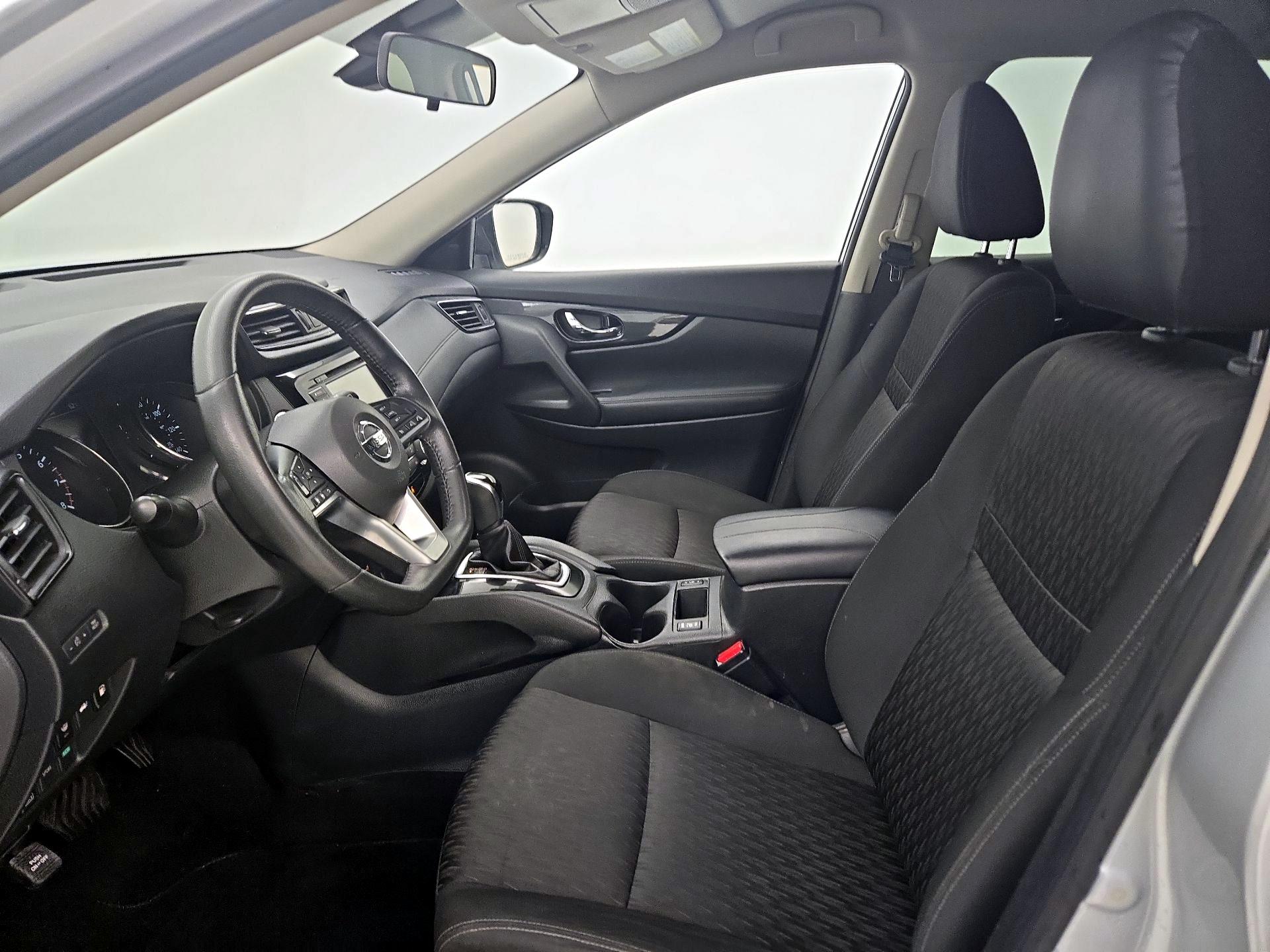 Thumbnail: 2019 Nissan Rogue - 11