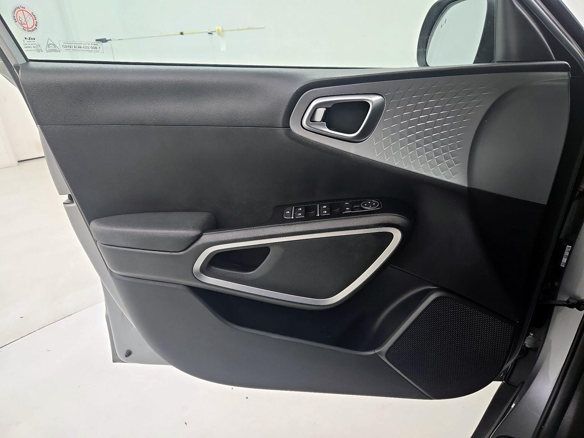 Thumbnail: 2024 Kia Soul - 12