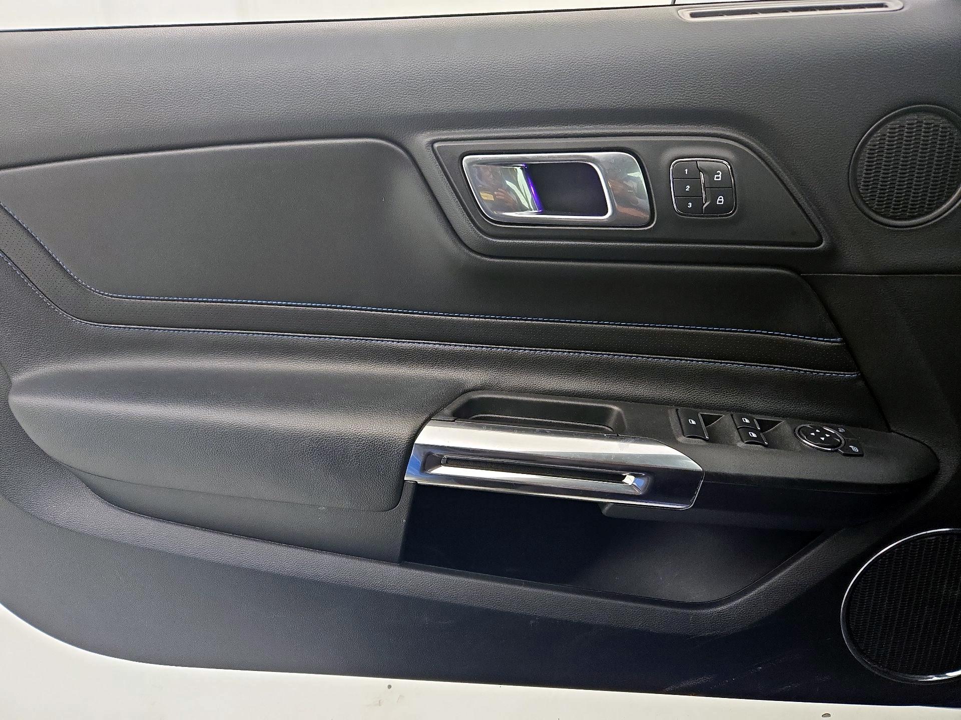 Thumbnail: 2020 Ford Mustang - 12