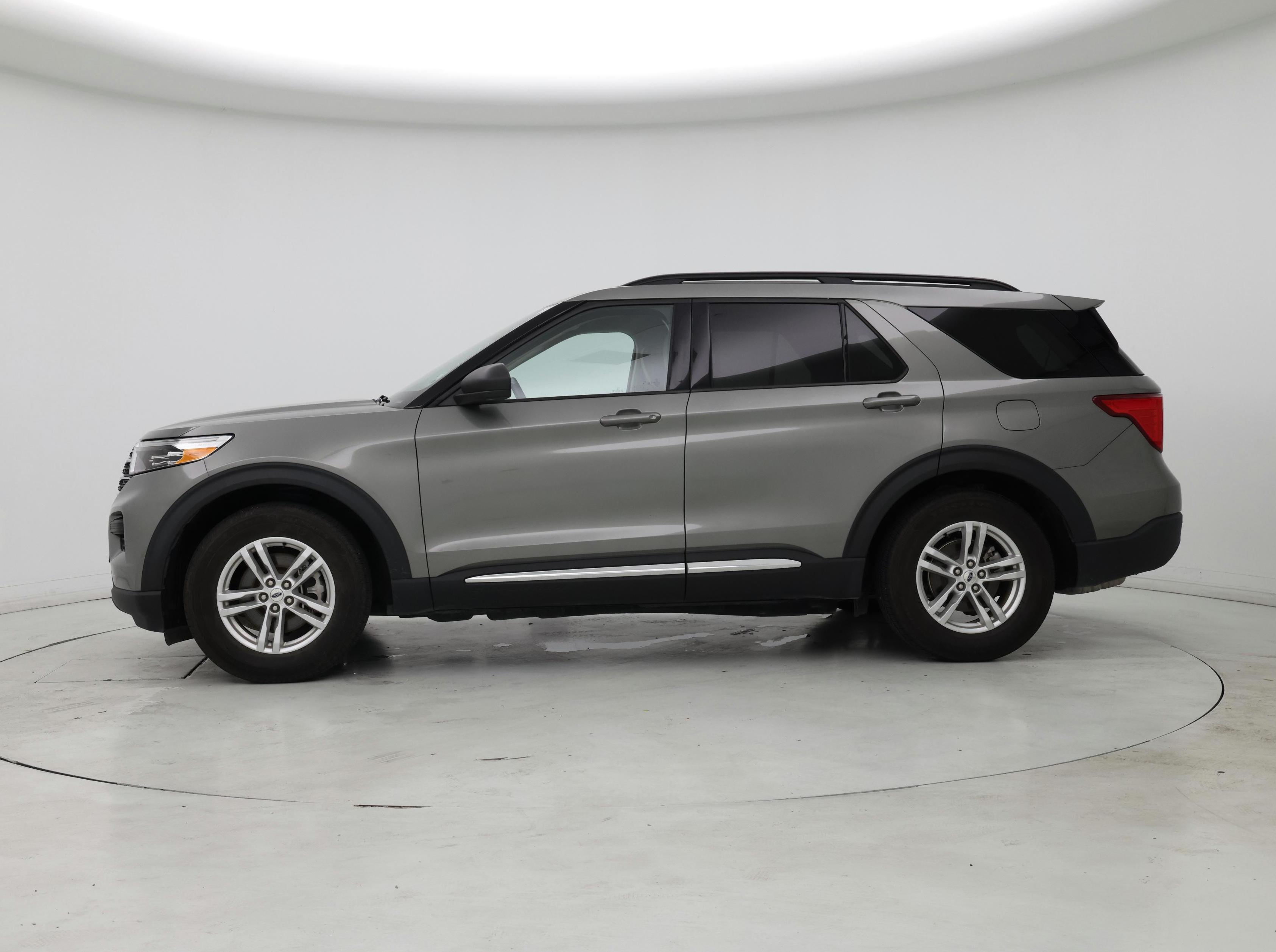 Thumbnail: 2020 Ford Explorer - 3