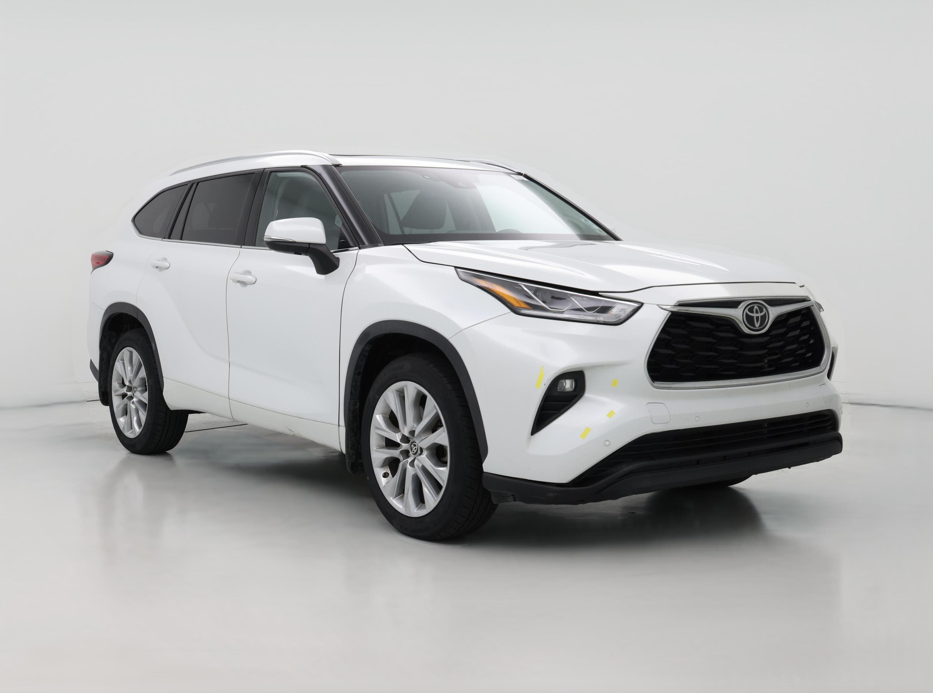 Thumbnail: 2022 Toyota Highlander - 1