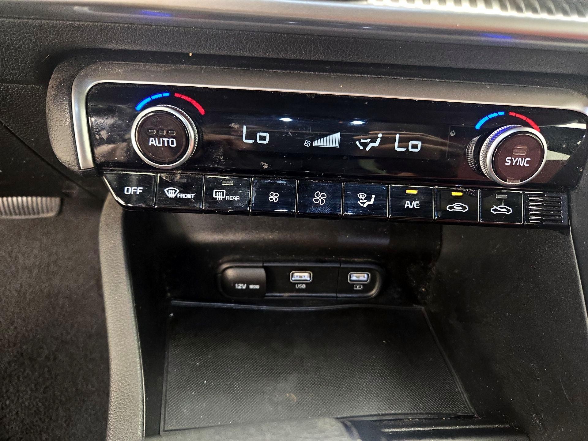 Thumbnail: 2022 Kia K5 - 17