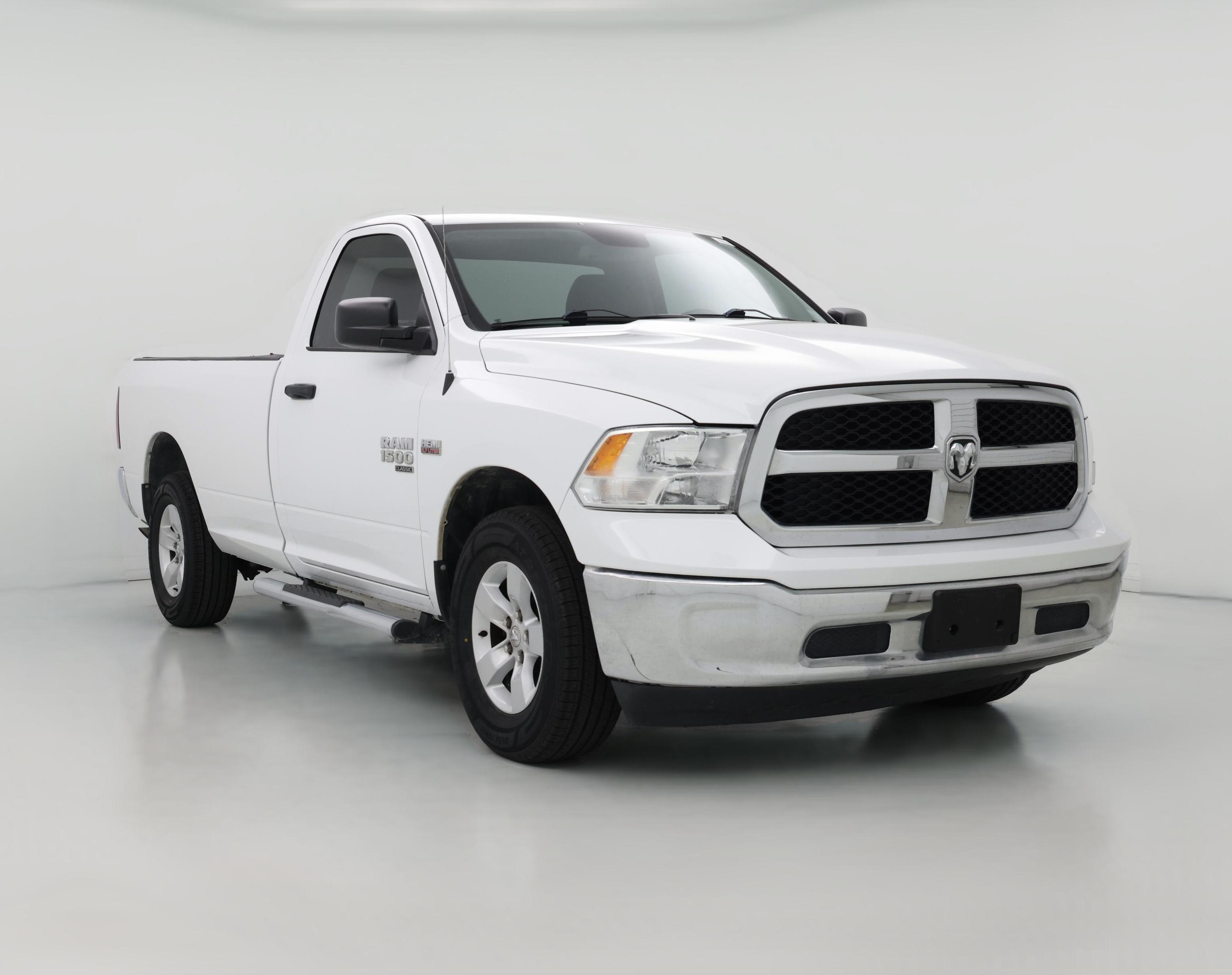 Thumbnail: 2020 RAM 1500 Classic - 1