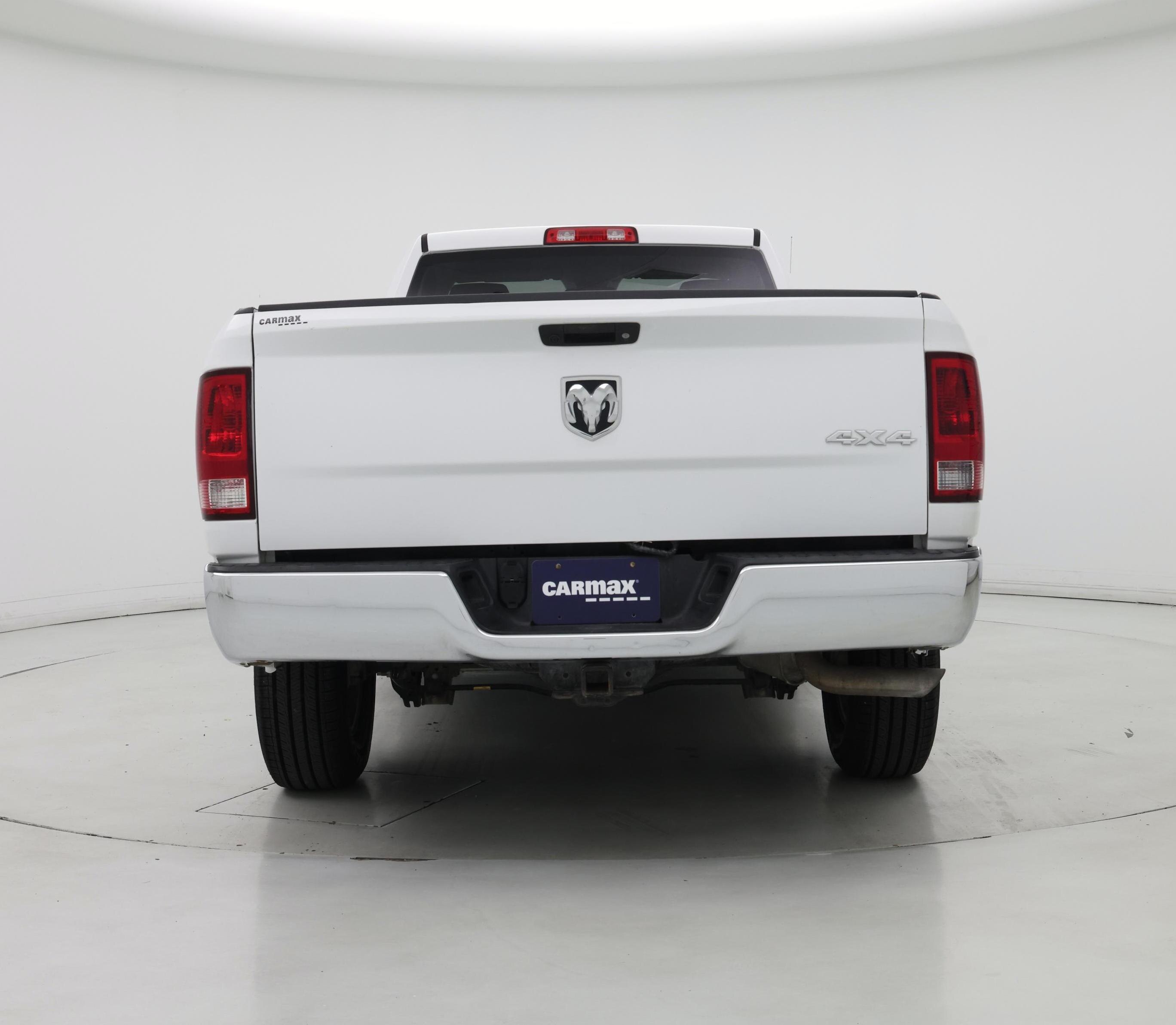 Thumbnail: 2020 RAM 1500 Classic - 6