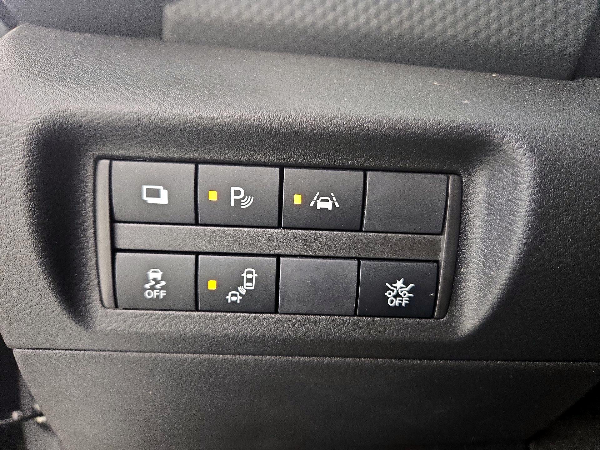 Thumbnail: 2025 Nissan Kicks - 13