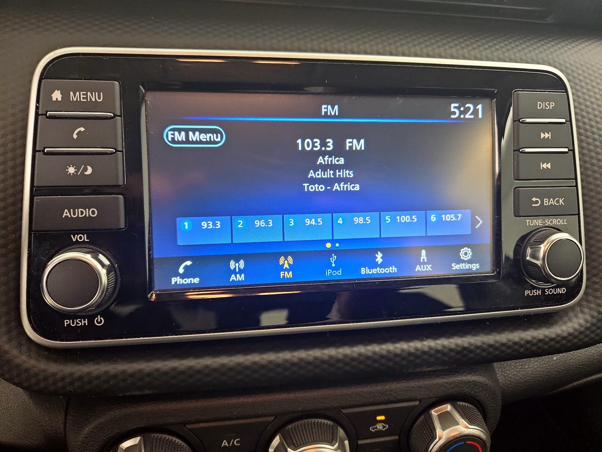 Thumbnail: 2025 Nissan Kicks - 15