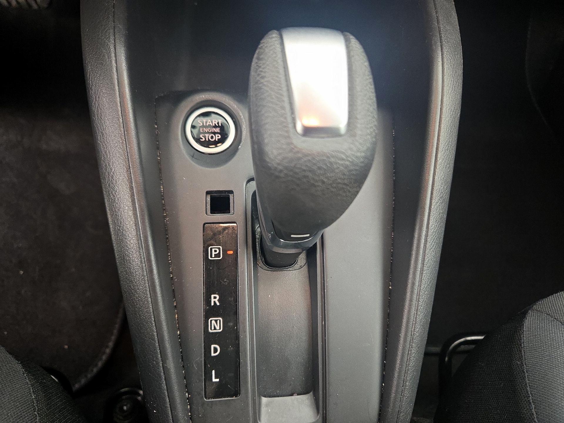 Thumbnail: 2025 Nissan Kicks - 17