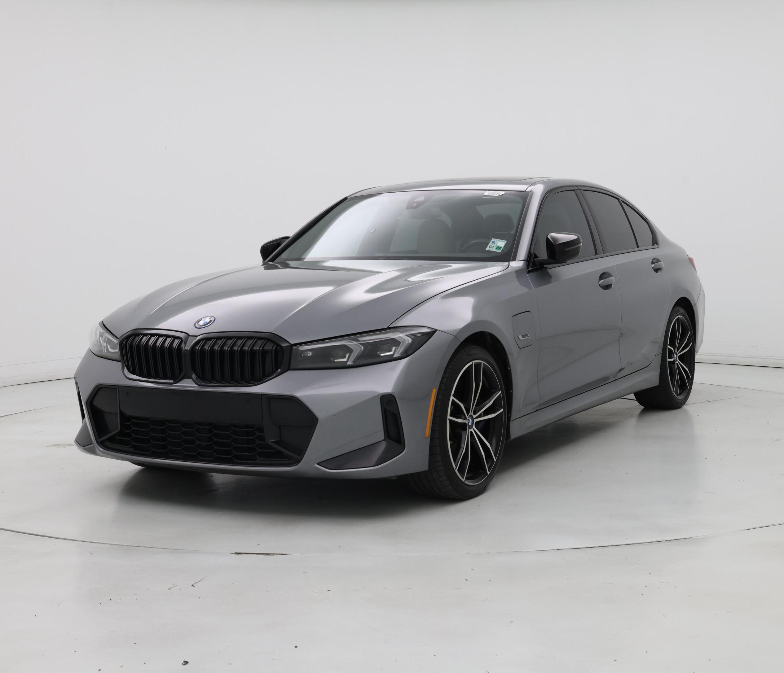 Thumbnail: 2023 BMW 3 Series - 4