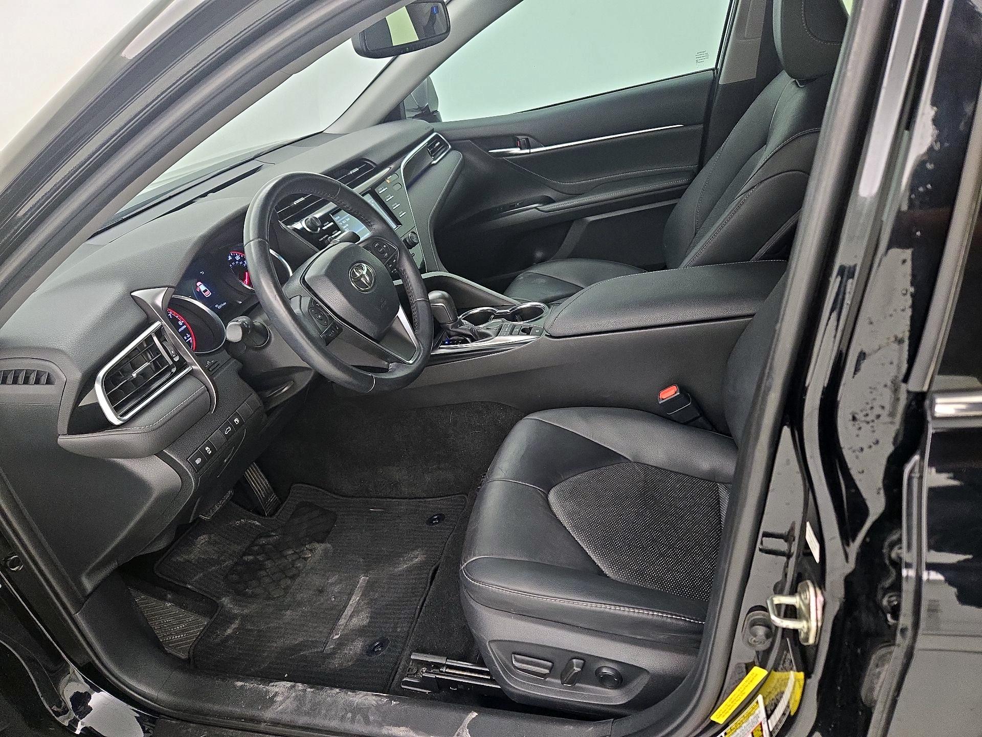 Thumbnail: 2018 Toyota Camry - 11