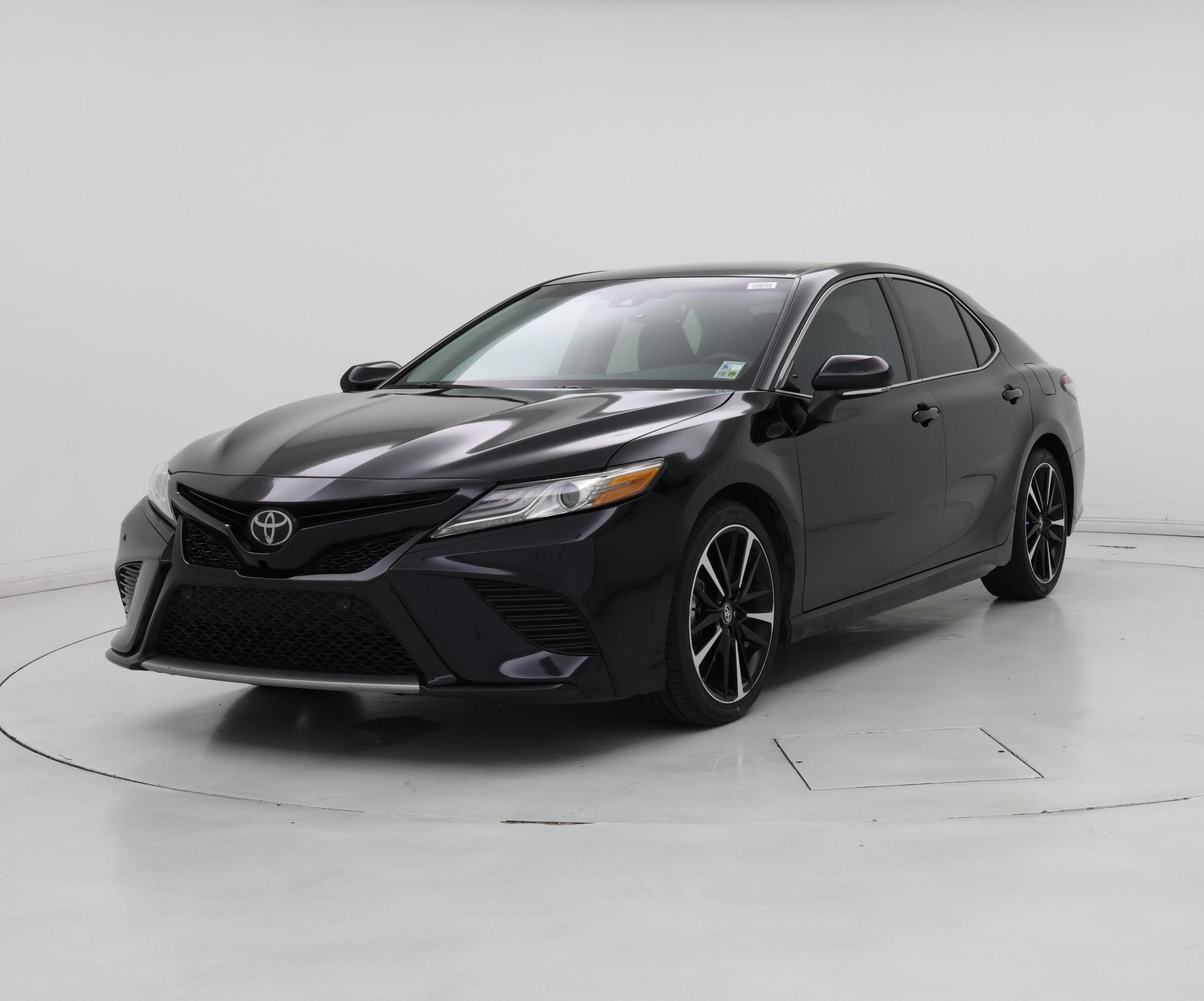 Thumbnail: 2018 Toyota Camry - 4