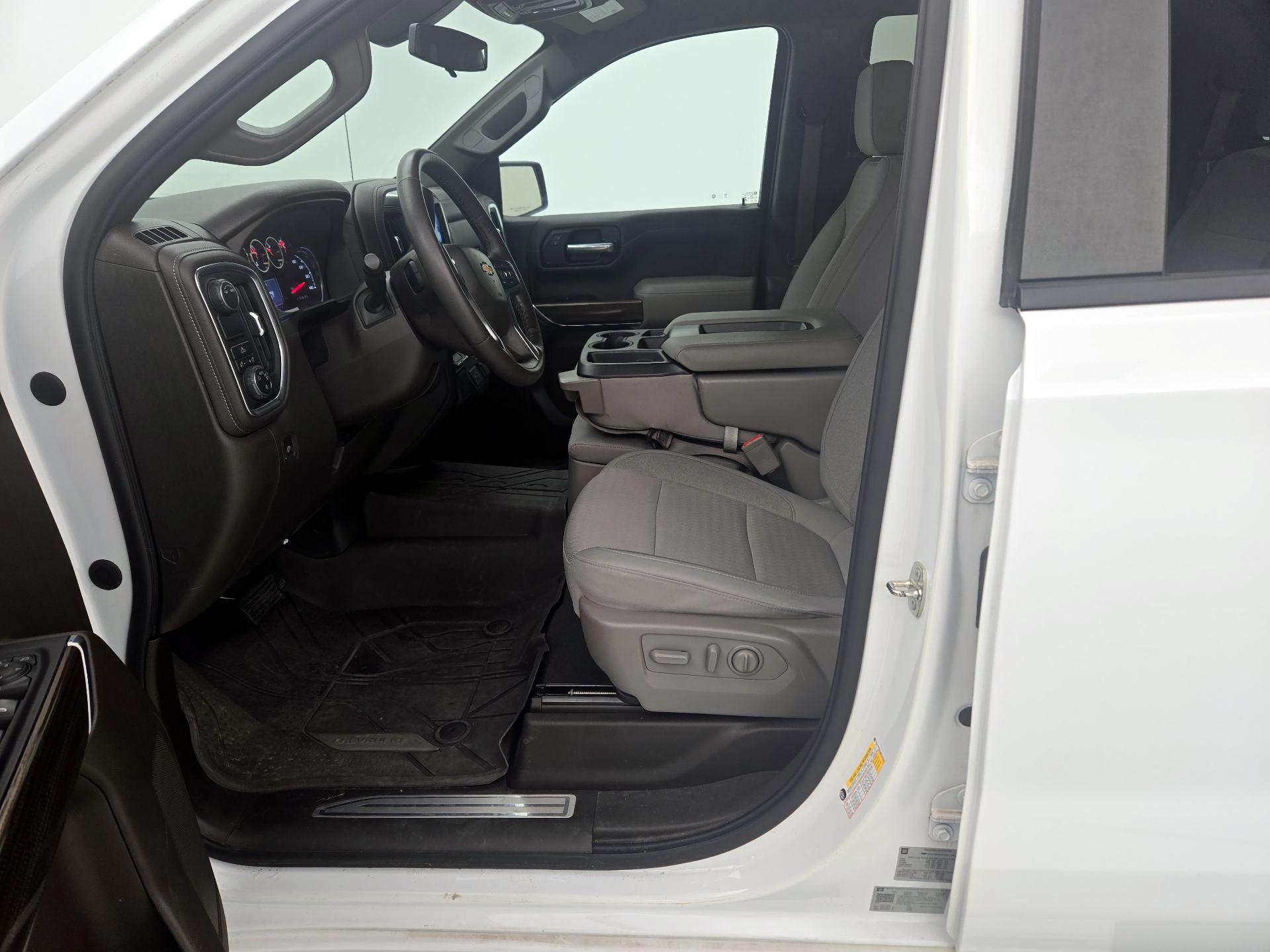 Thumbnail: 2021 Chevrolet Silverado 1500 - 11