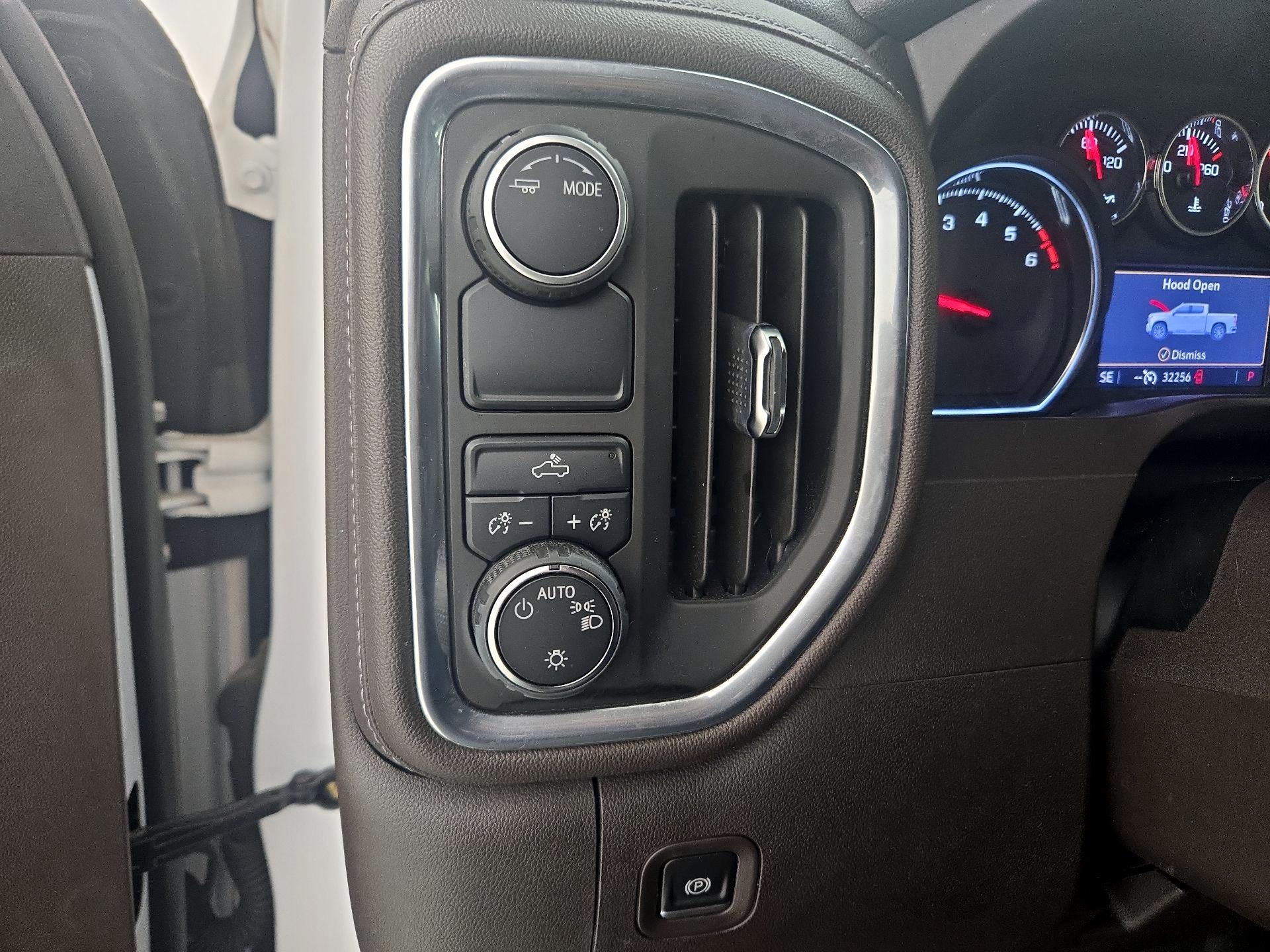 Thumbnail: 2021 Chevrolet Silverado 1500 - 13