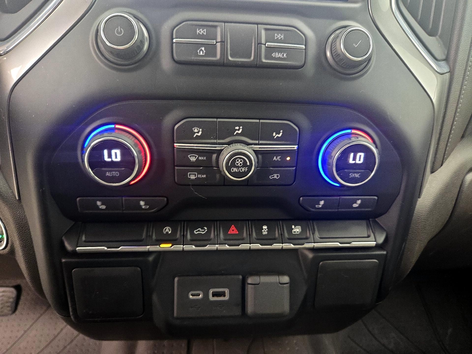 Thumbnail: 2021 Chevrolet Silverado 1500 - 16