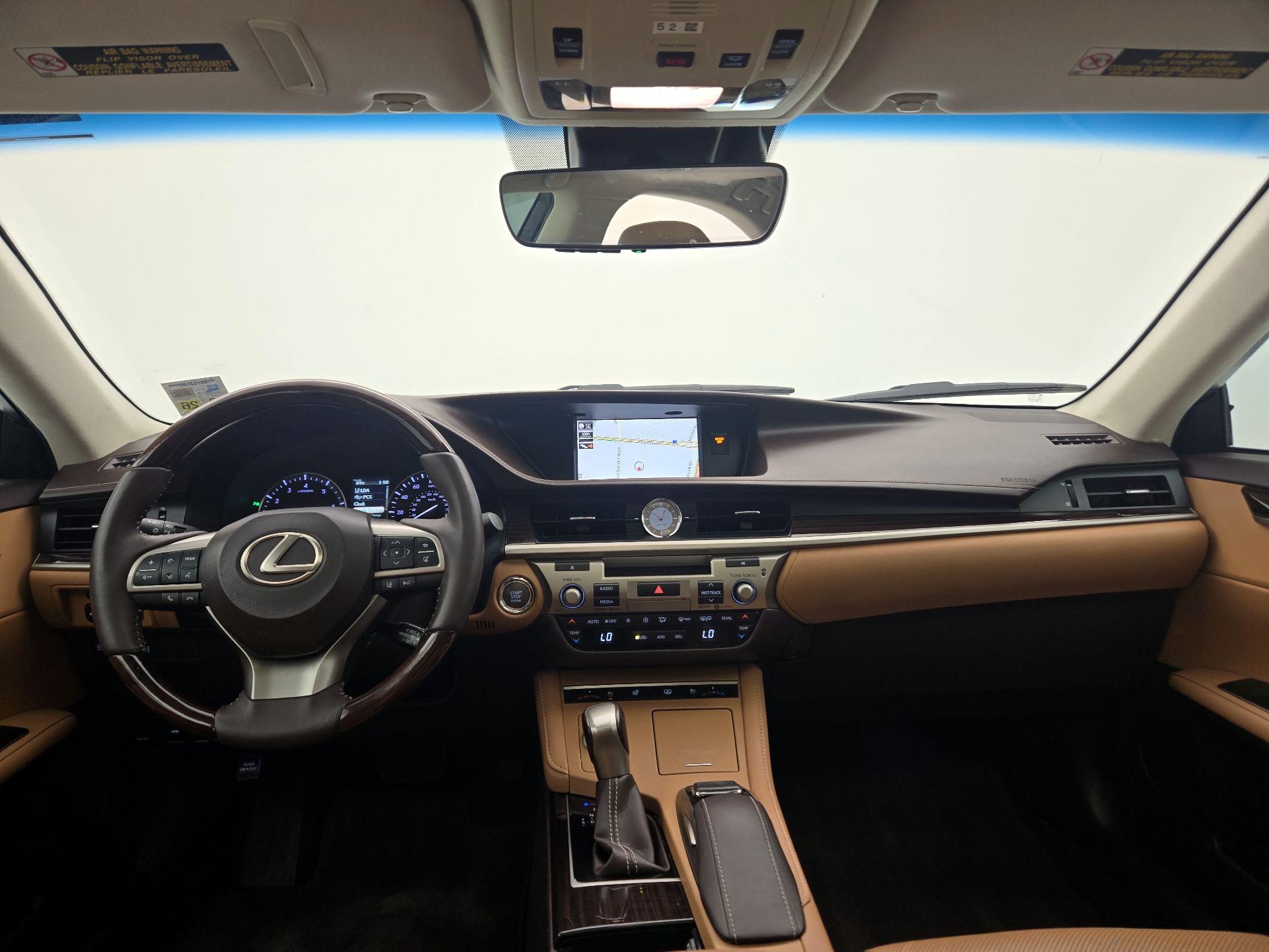 Thumbnail: 2017 Lexus ES - 9