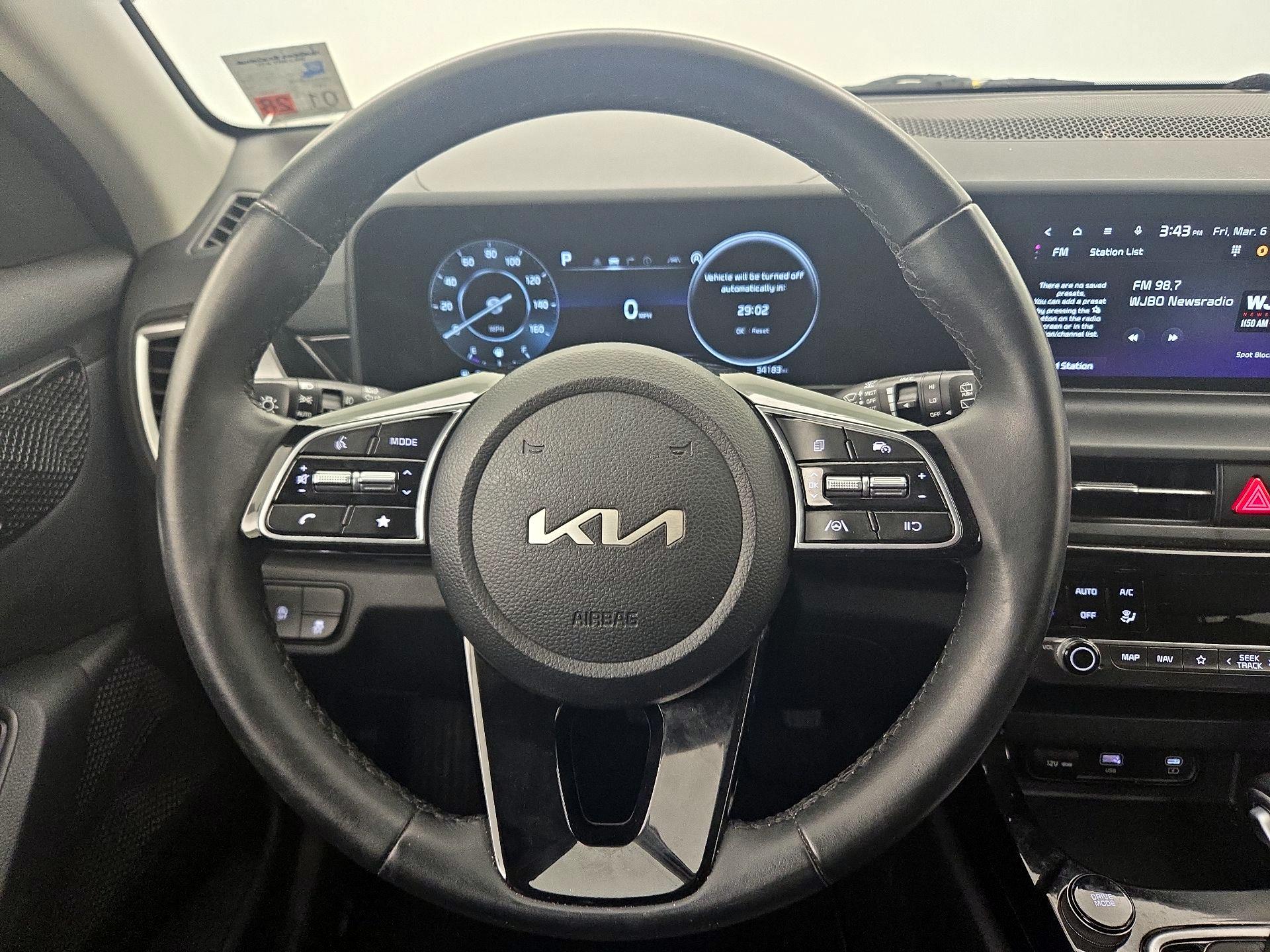 Thumbnail: 2024 Kia Seltos - 10