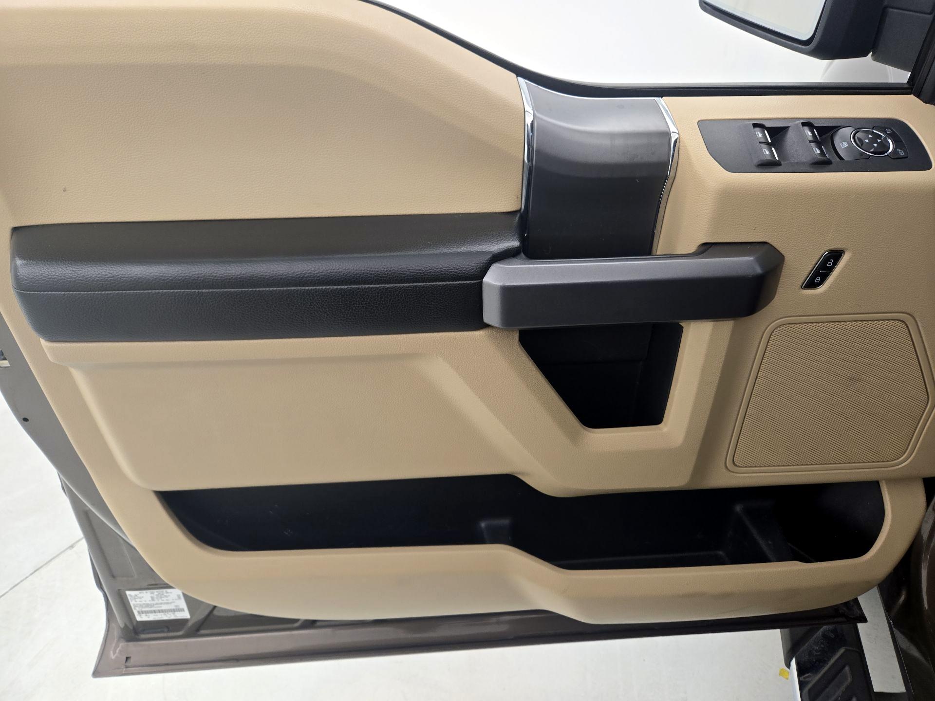 Thumbnail: 2015 Ford F-150 - 12