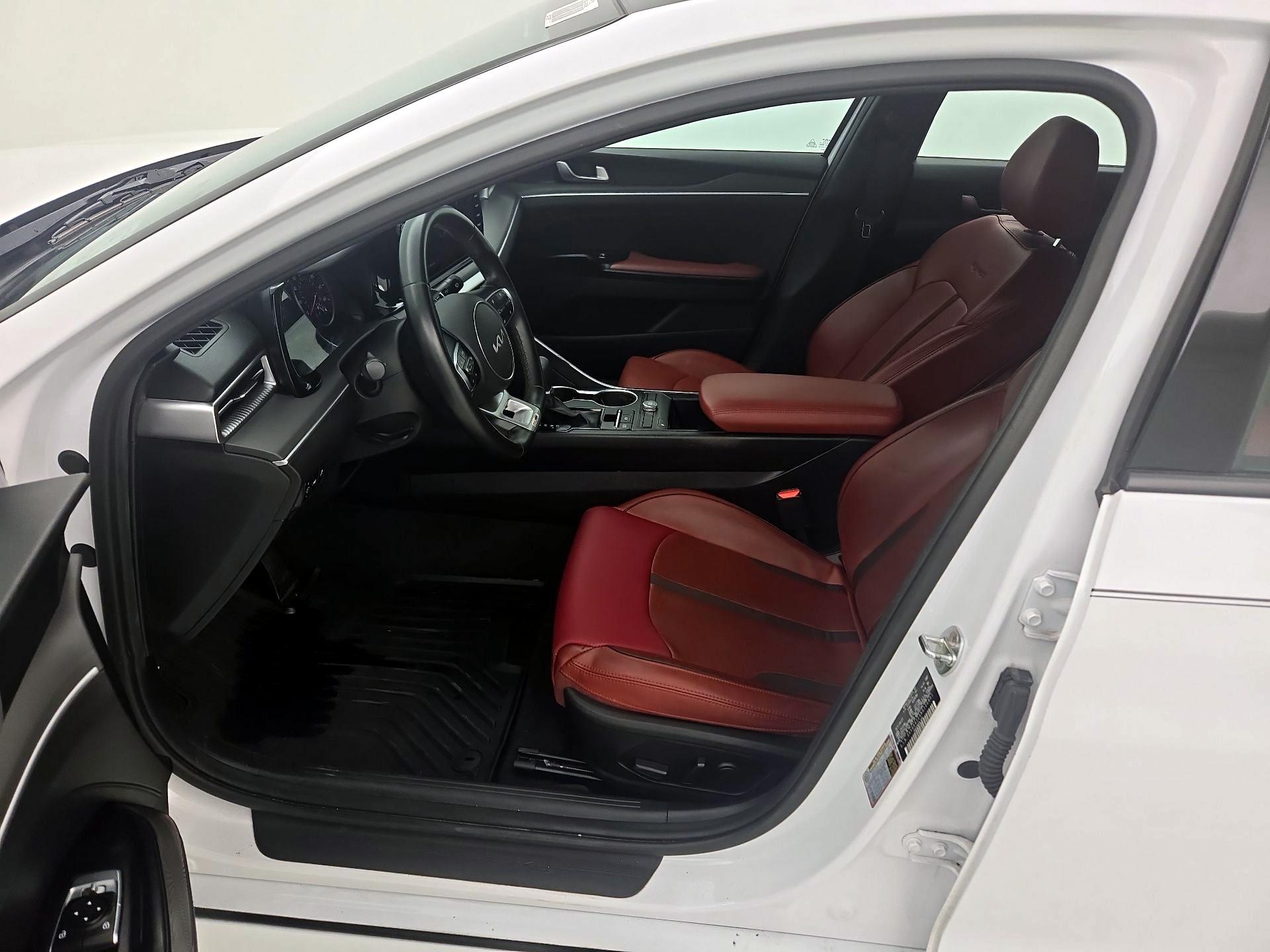 Thumbnail: 2022 Kia K5 - 11