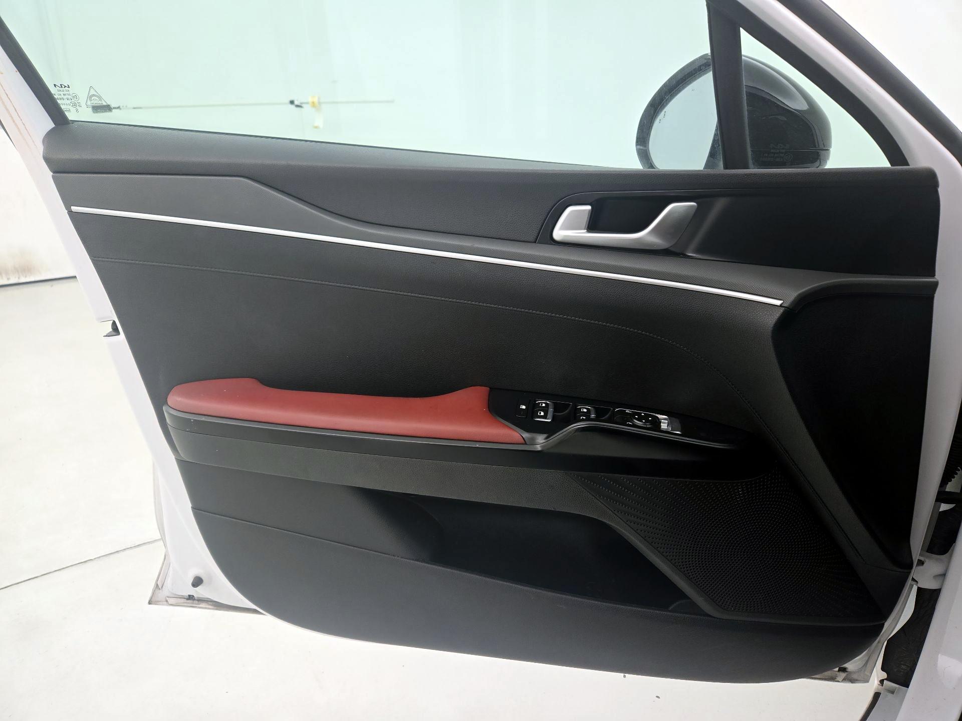 Thumbnail: 2022 Kia K5 - 12