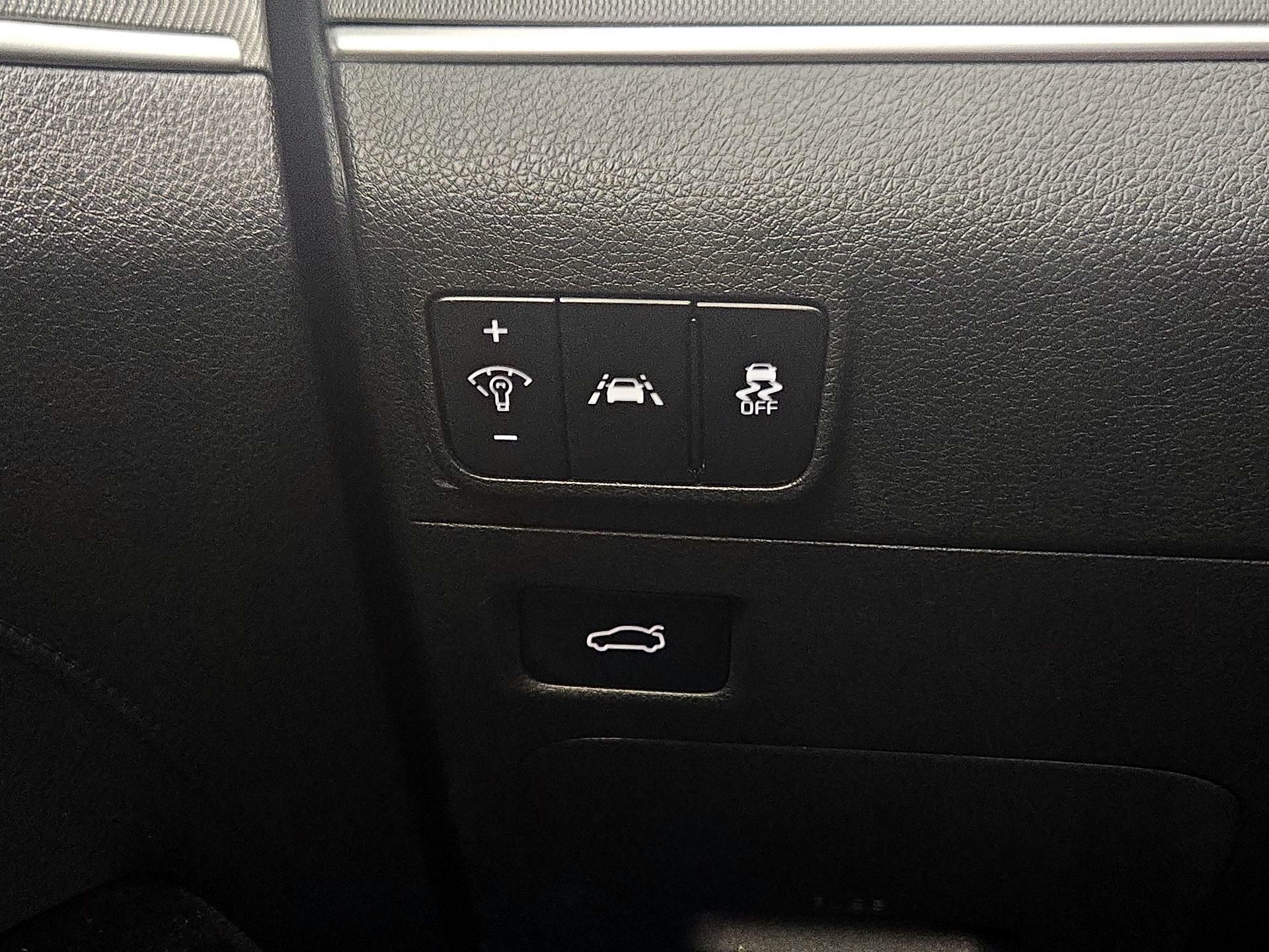 Thumbnail: 2022 Kia K5 - 13