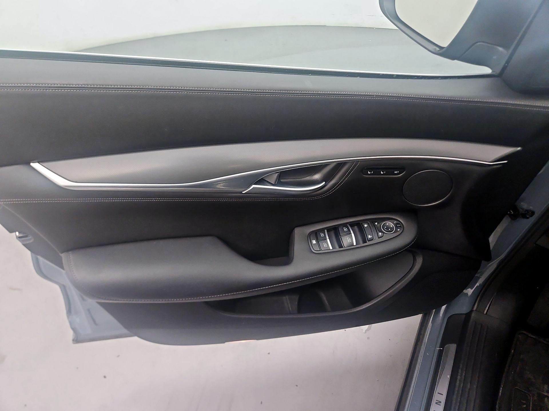 Thumbnail: 2025 INFINITI QX55 - 10