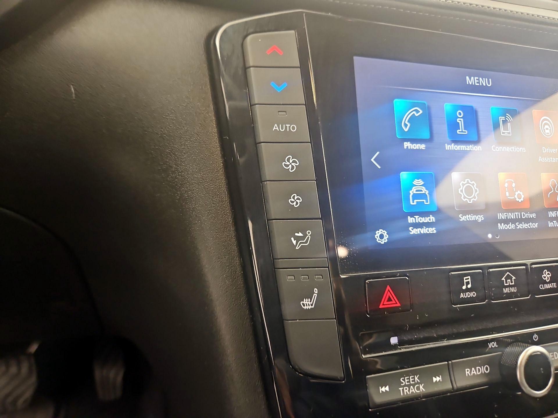 Thumbnail: 2025 INFINITI QX55 - 12