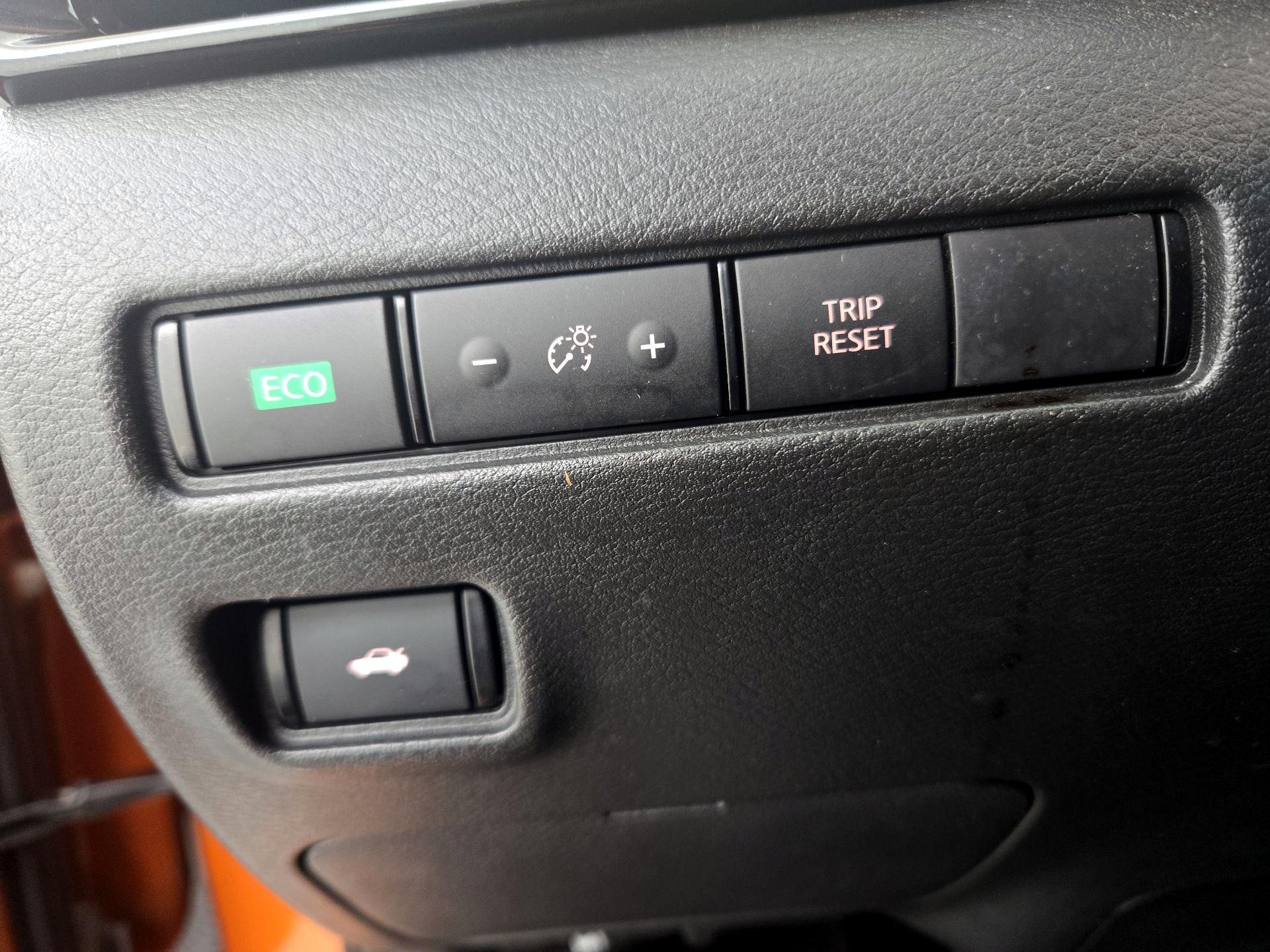 Thumbnail: 2023 Nissan Sentra - 13