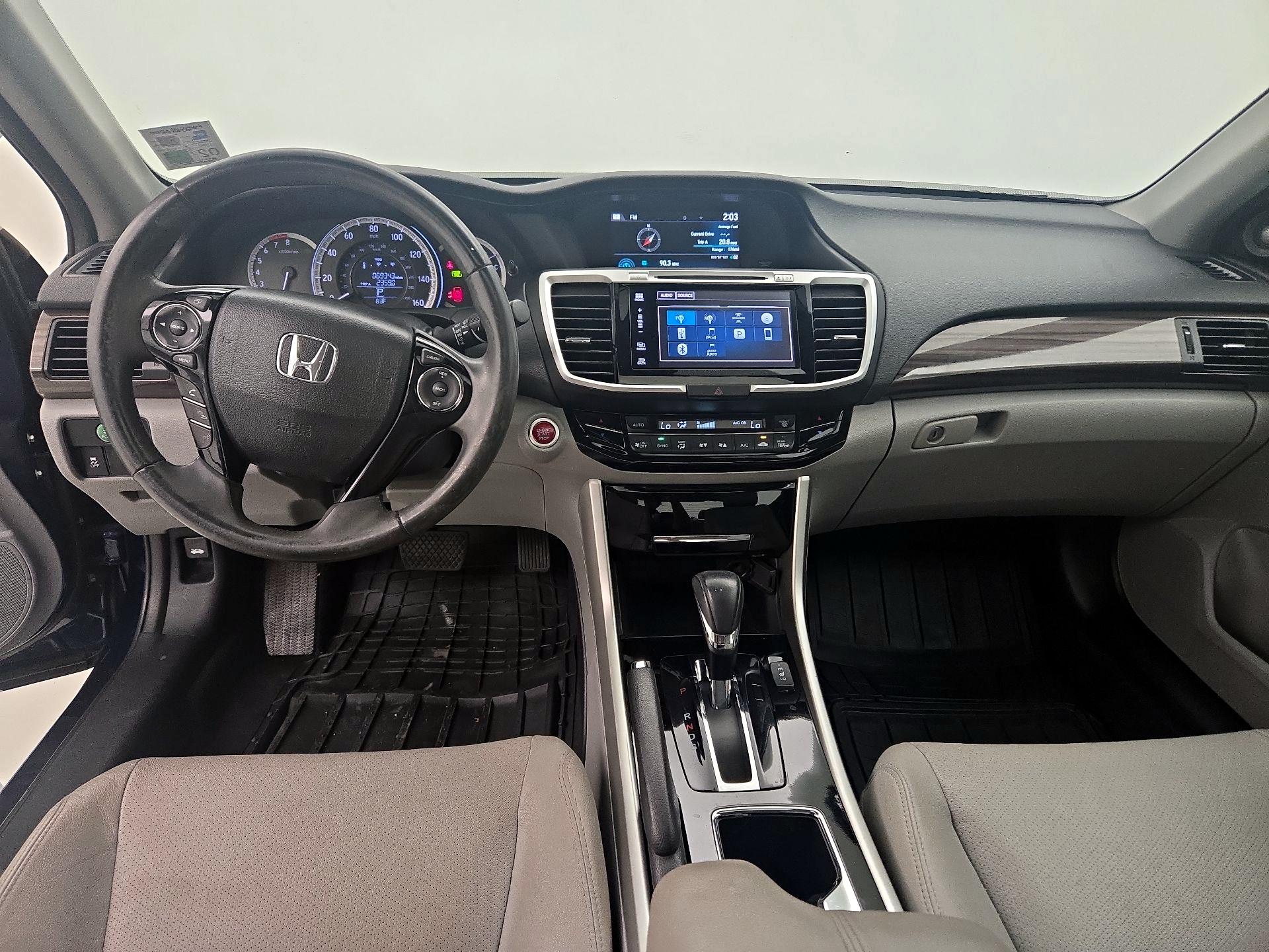 Thumbnail: 2017 Honda Accord - 9