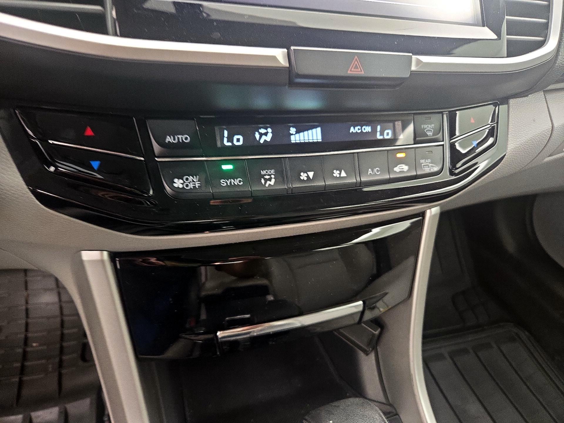 Thumbnail: 2017 Honda Accord - 16