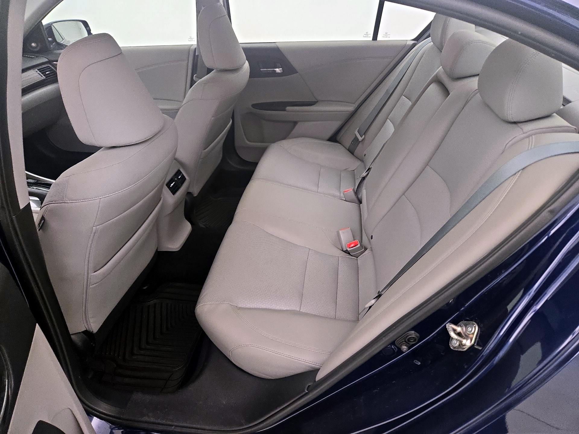 Thumbnail: 2017 Honda Accord - 20