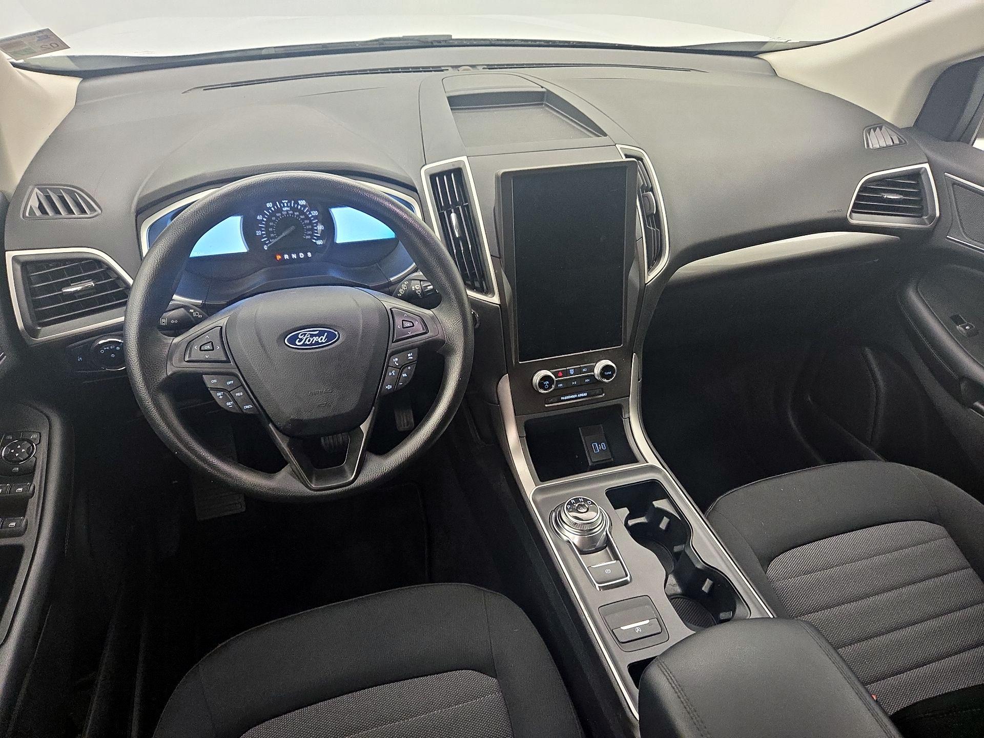 Thumbnail: 2021 Ford Edge - 9