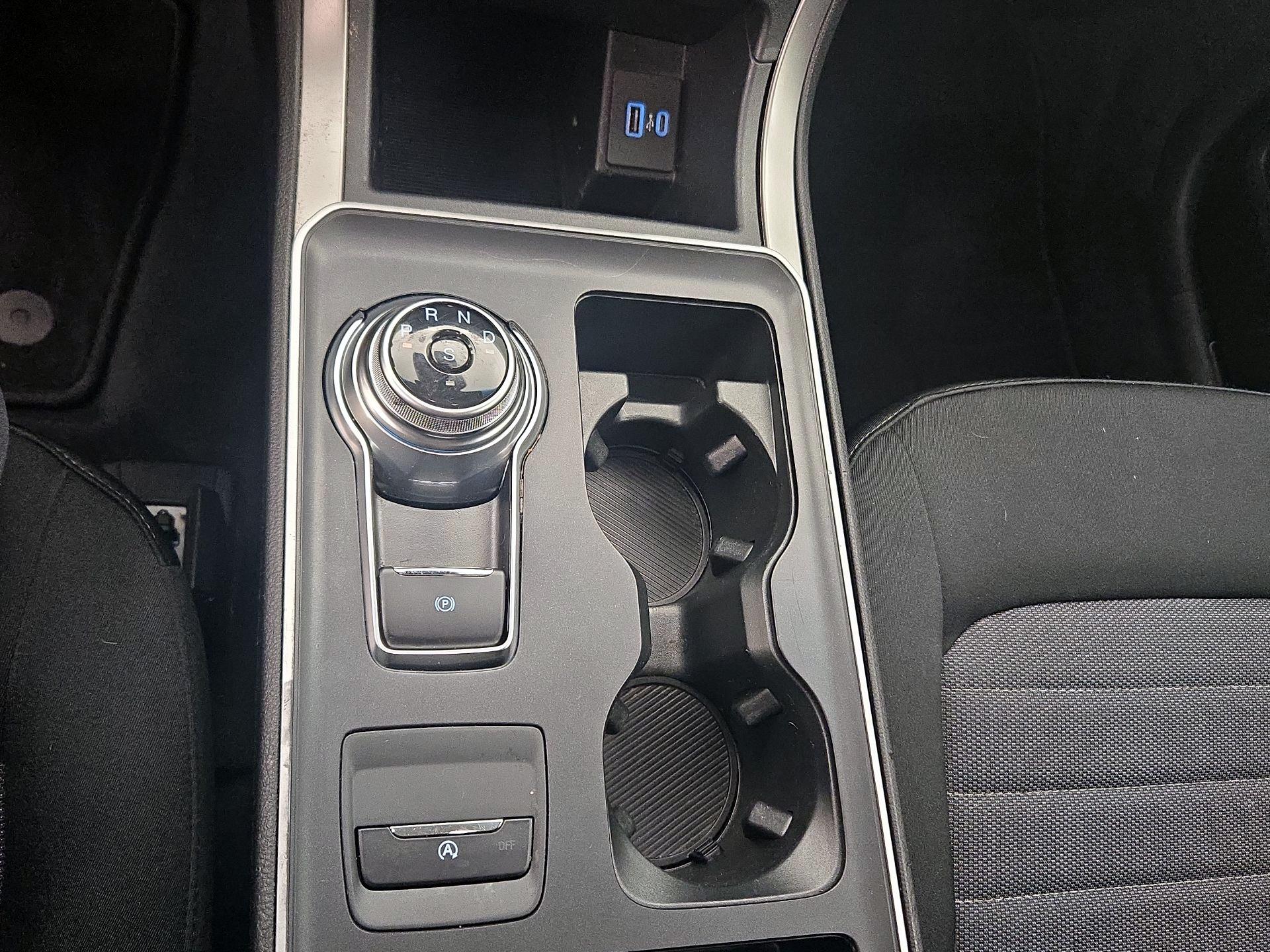 Thumbnail: 2021 Ford Edge - 17