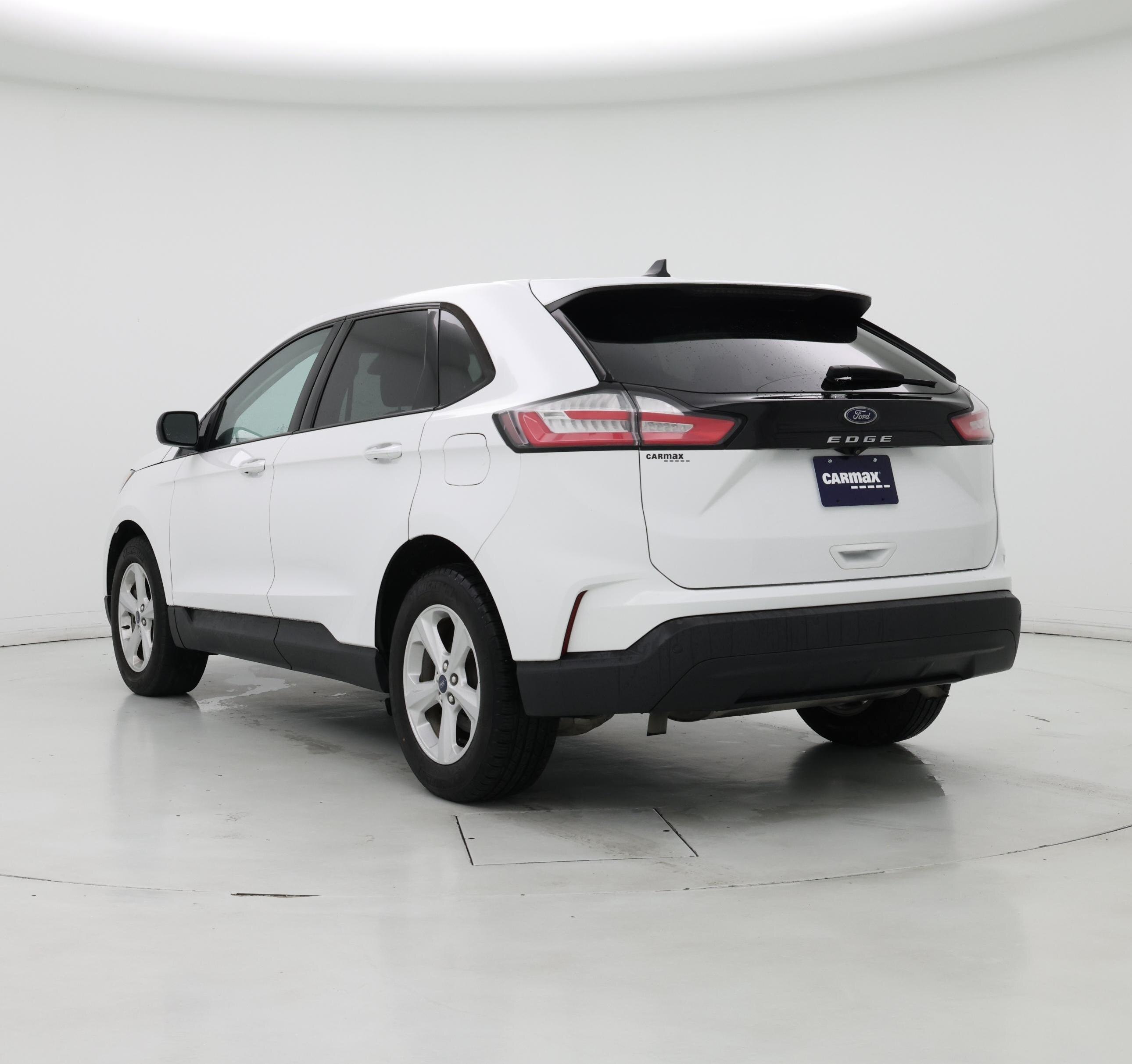 Thumbnail: 2021 Ford Edge - 2